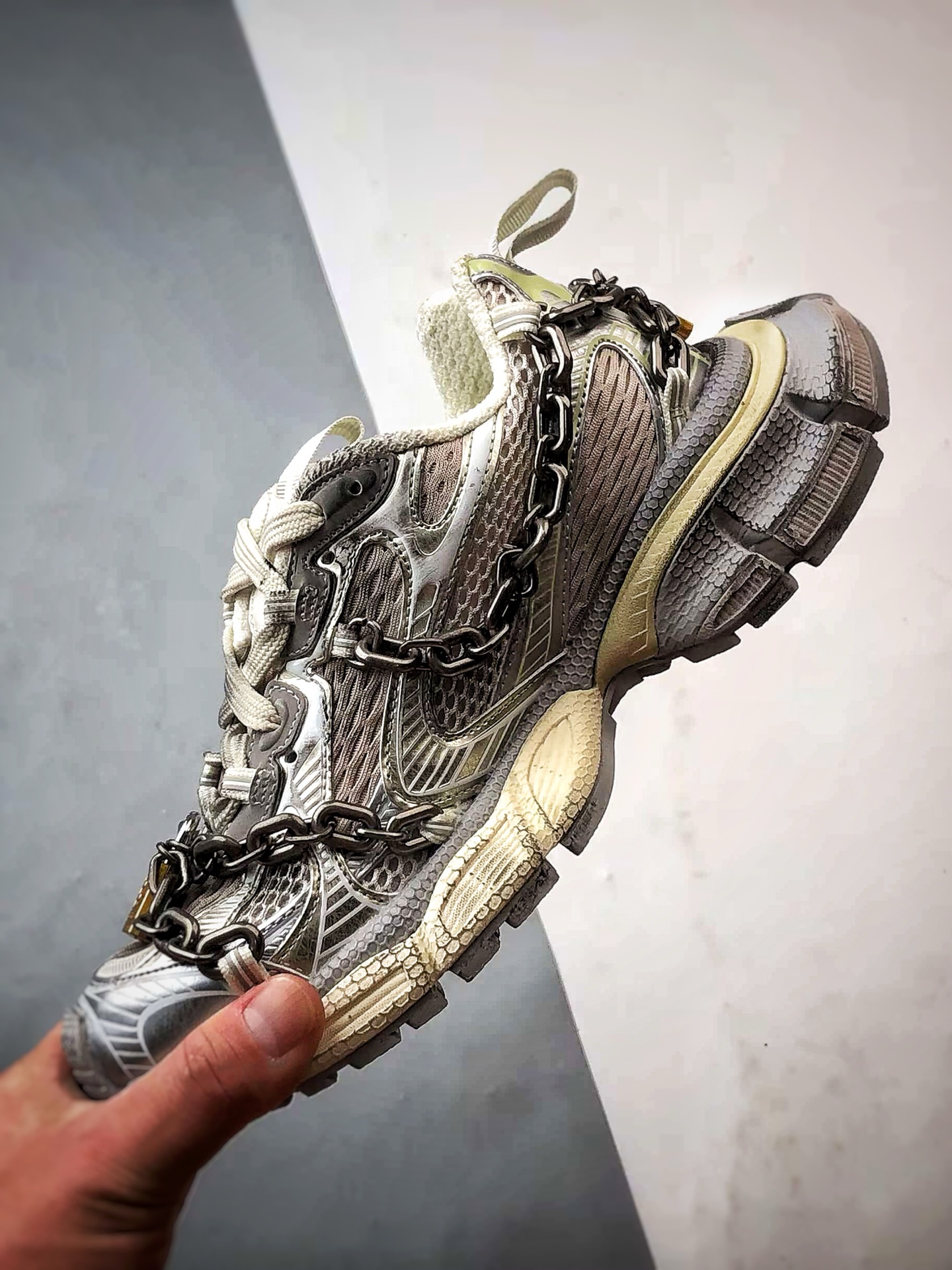 380 Balenciaga巴黎世家 3XL 锁链款 浅米色