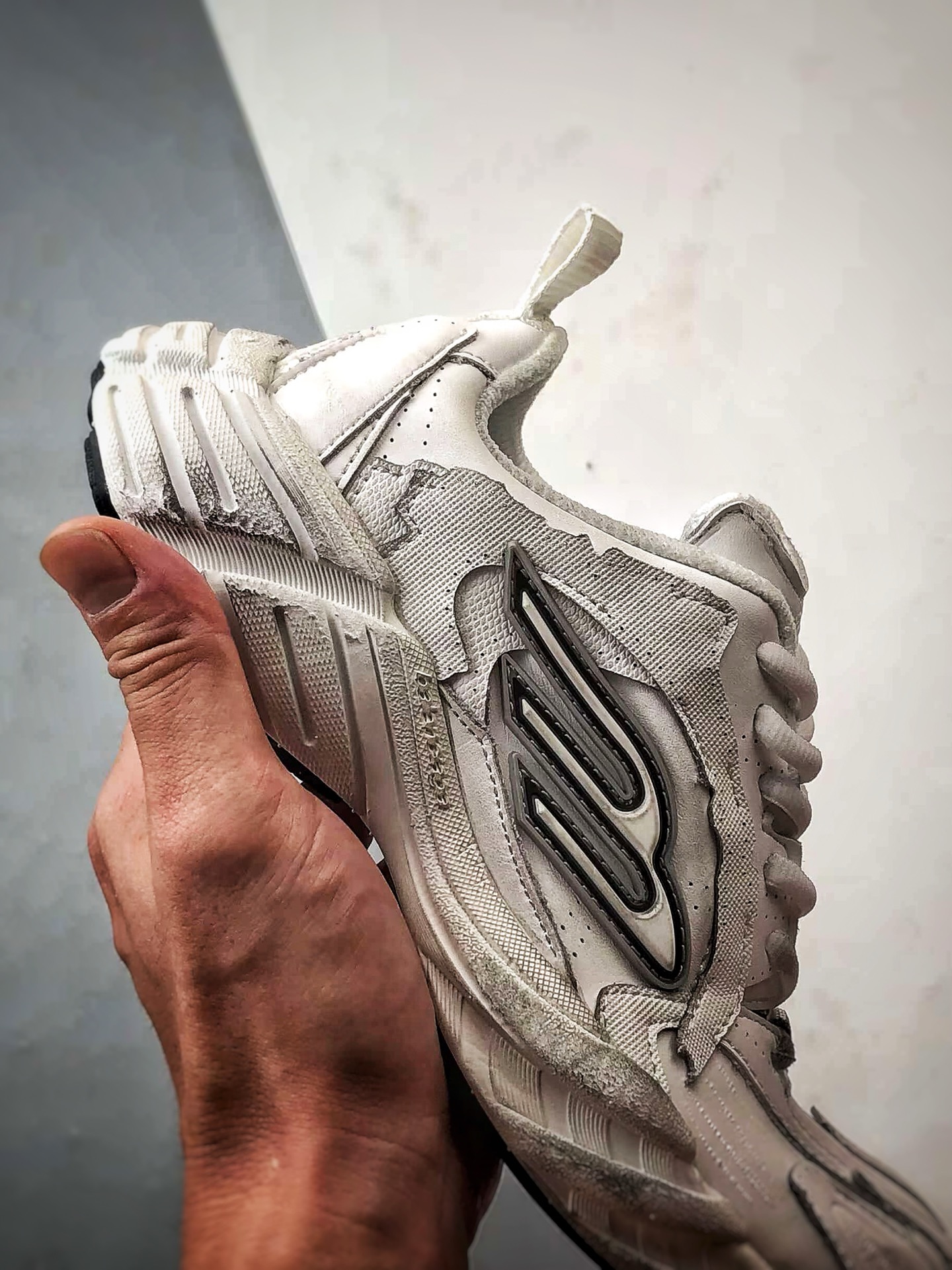 350 Balenciaga巴黎世家 Mond 白色 16代低帮生活休闲老爹鞋-Chinese UA Cheap High Quatity Brand Clothes Bags handbags Sneakers wholesale wholesaler seller from China Factory suppliers Fashion Clothing Shoes best Quality Beautiful Price 350 Balenciaga巴黎世家 Mond 白色 16代低帮生活休闲老爹鞋