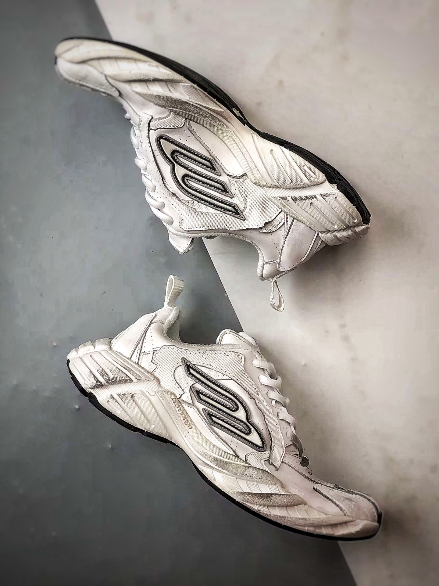 350 Balenciaga巴黎世家 Mond 白色 16代低帮生活休闲老爹鞋-Chinese UA Cheap High Quatity Brand Clothes Bags handbags Sneakers wholesale wholesaler seller from China Factory suppliers Fashion Clothing Shoes best Quality Beautiful Price 350 Balenciaga巴黎世家 Mond 白色 16代低帮生活休闲老爹鞋