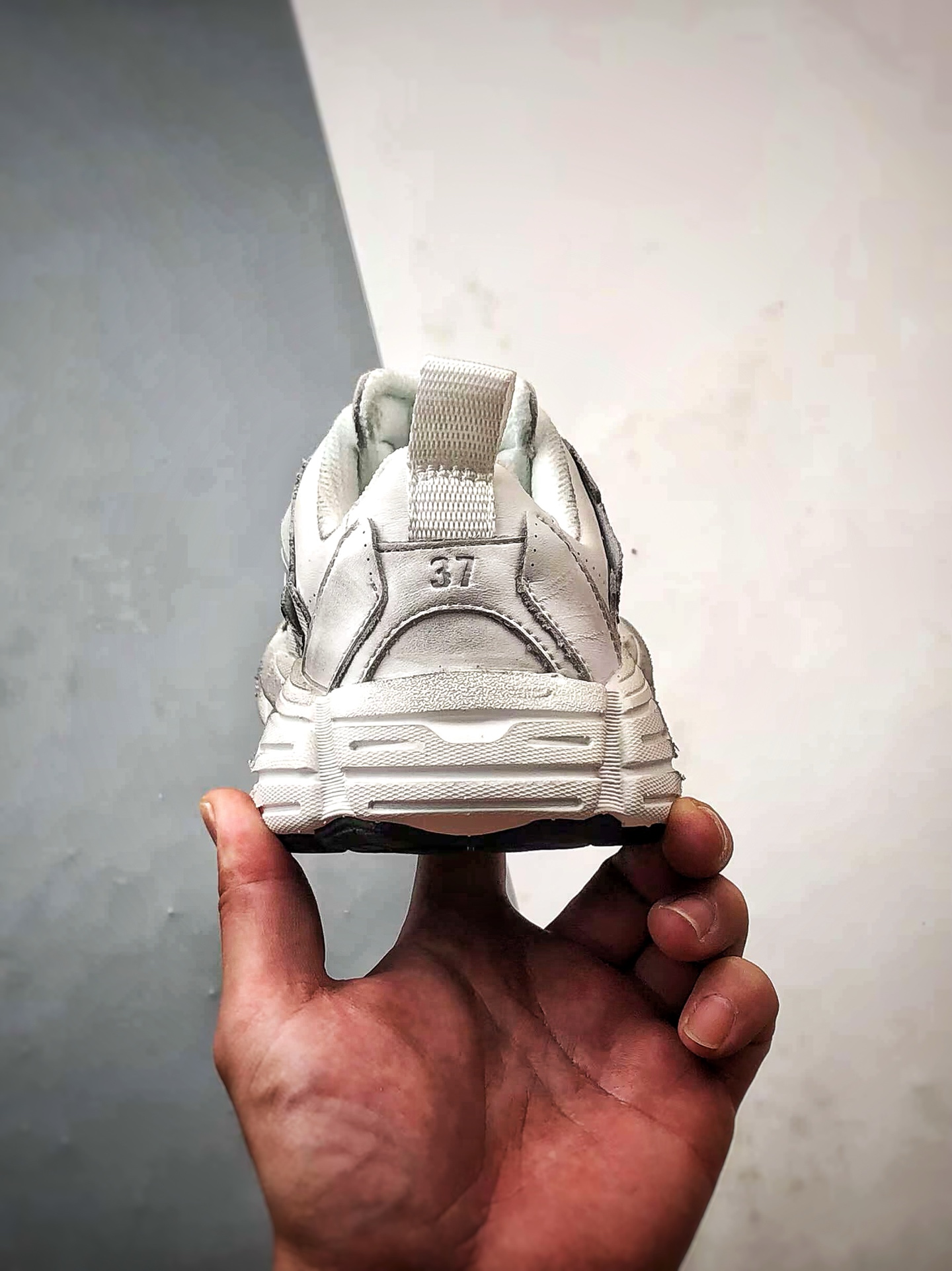 350 Balenciaga巴黎世家 Mond 白色 16代低帮生活休闲老爹鞋-Chinese UA Cheap High Quatity Brand Clothes Bags handbags Sneakers wholesale wholesaler seller from China Factory suppliers Fashion Clothing Shoes best Quality Beautiful Price 350 Balenciaga巴黎世家 Mond 白色 16代低帮生活休闲老爹鞋