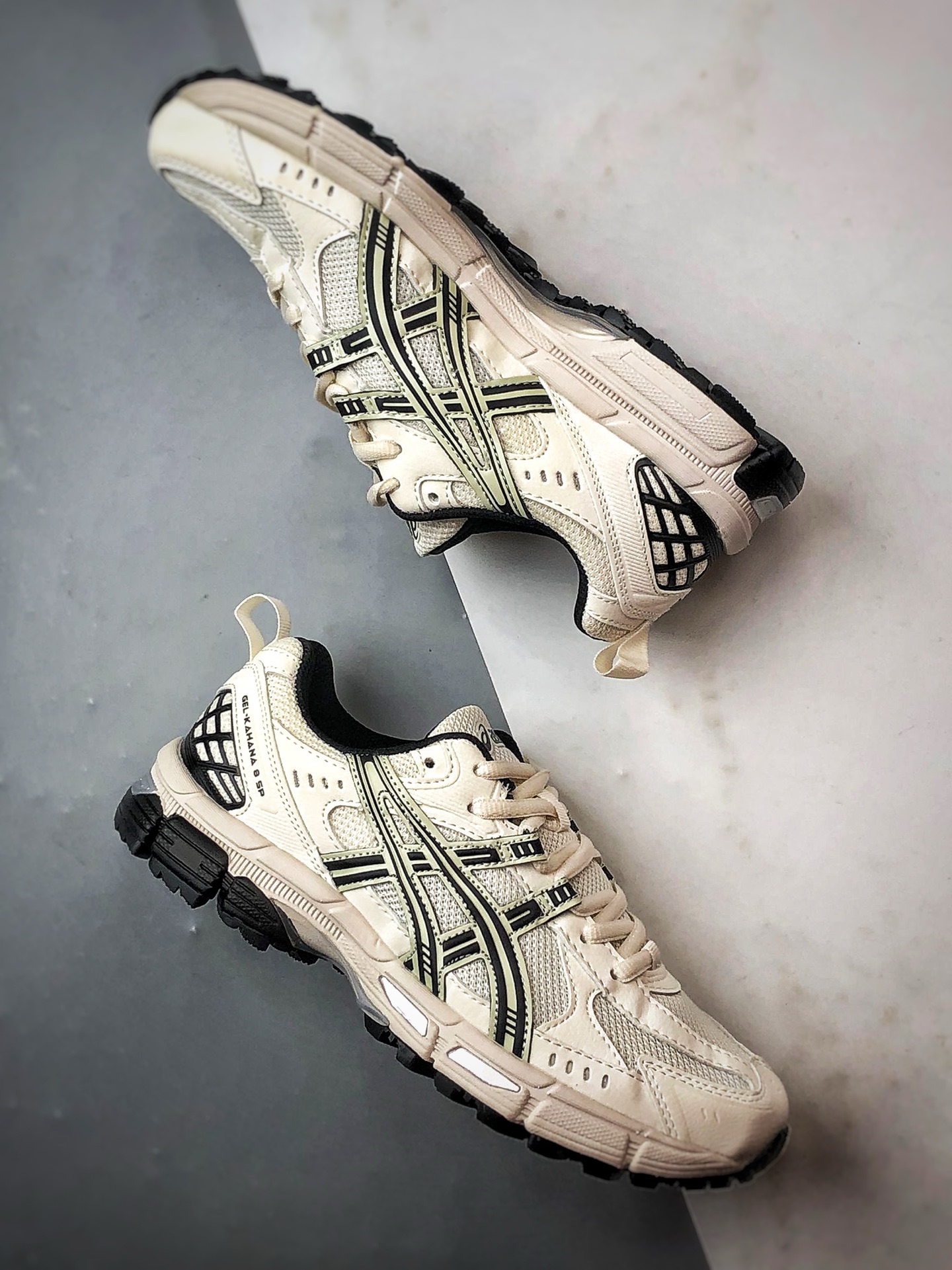 190 Asics Gel-Kahana 8 SP 米白黑 亚瑟士经典户外跑鞋 1011B998-200