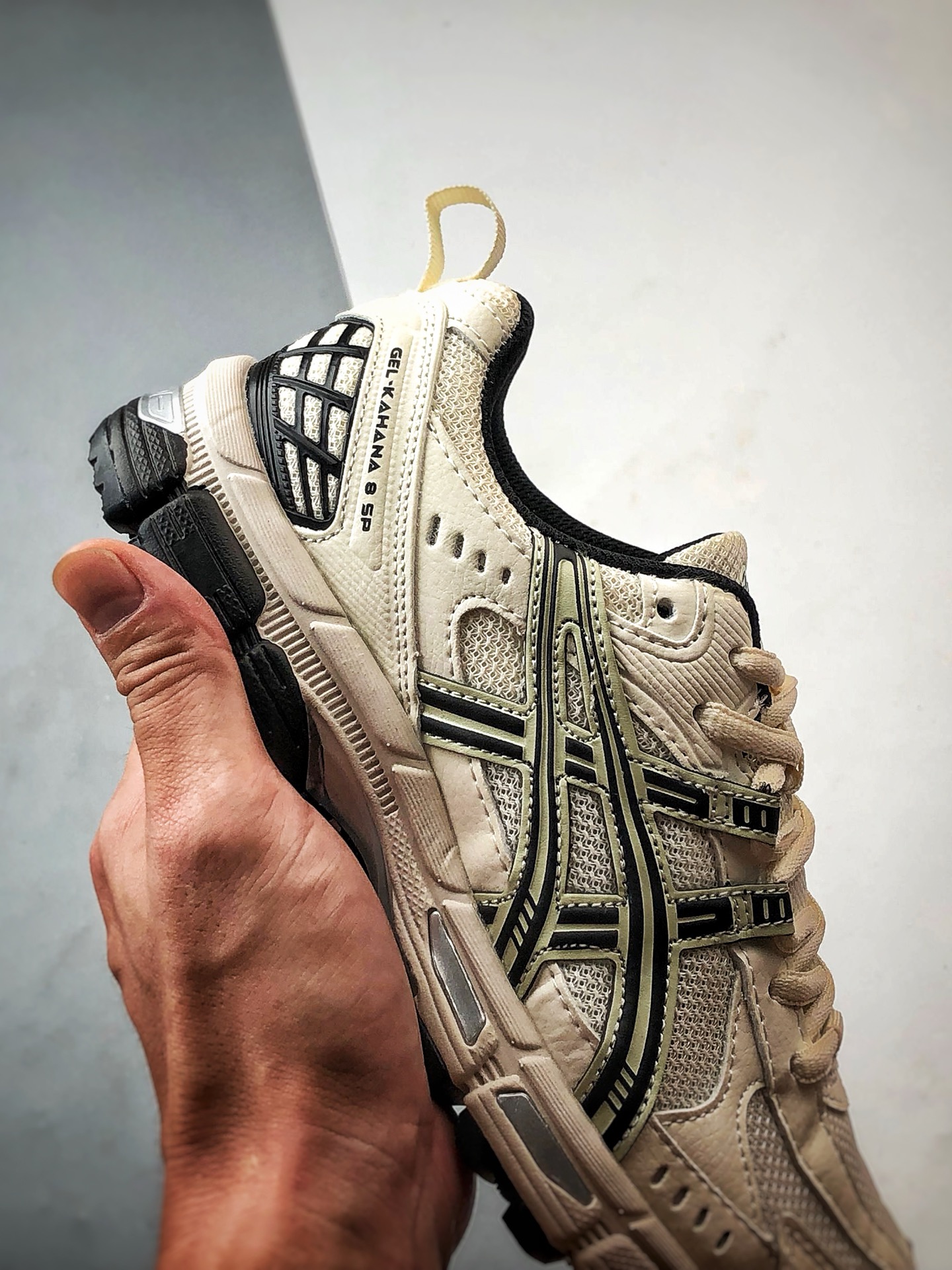 190 Asics Gel-Kahana 8 SP 米白黑 亚瑟士经典户外跑鞋 1011B998-200