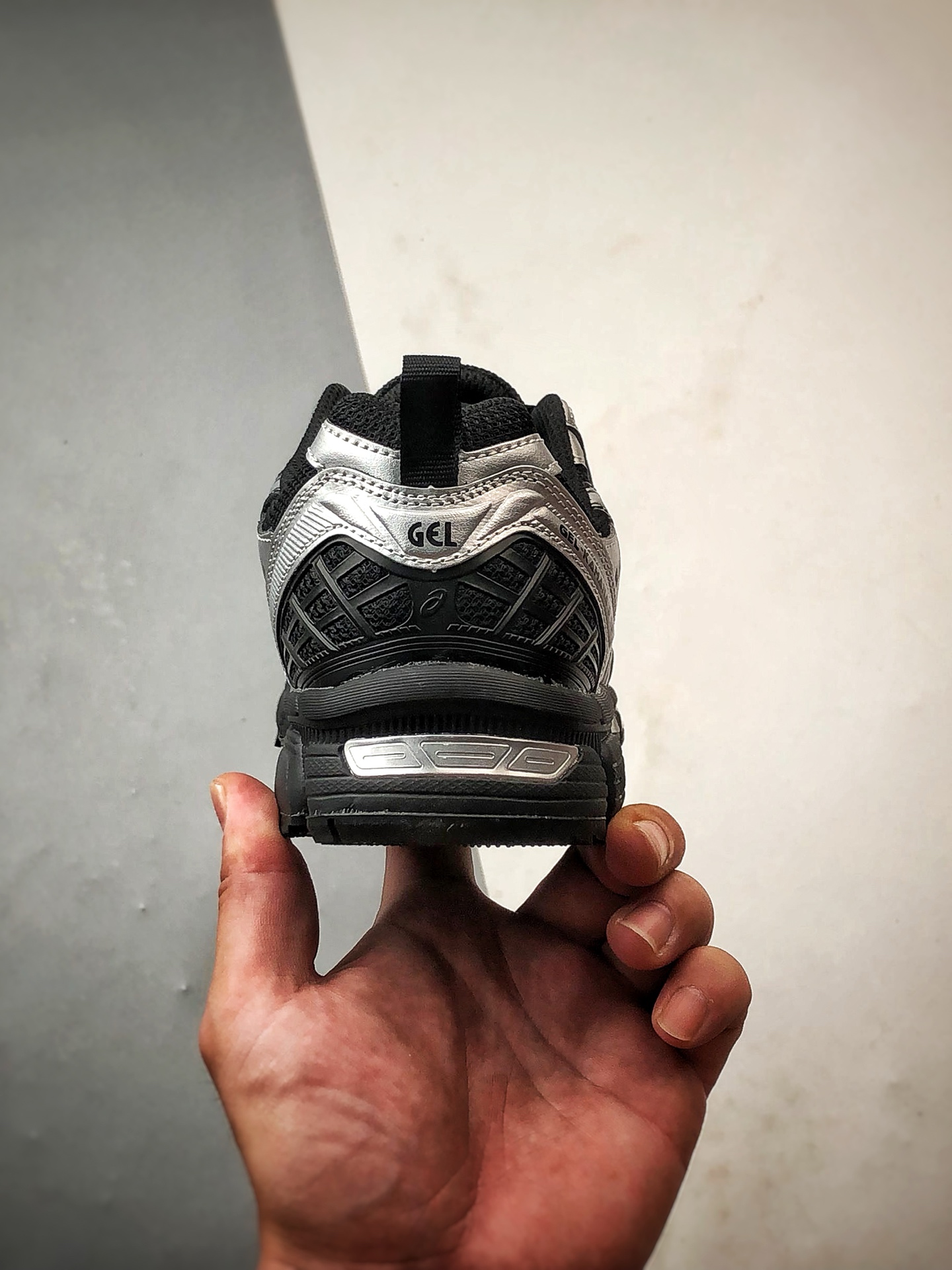 190 Asics Gel-Kahana 8 SP 黑银 亚瑟士经典户外跑鞋 1011B998-020