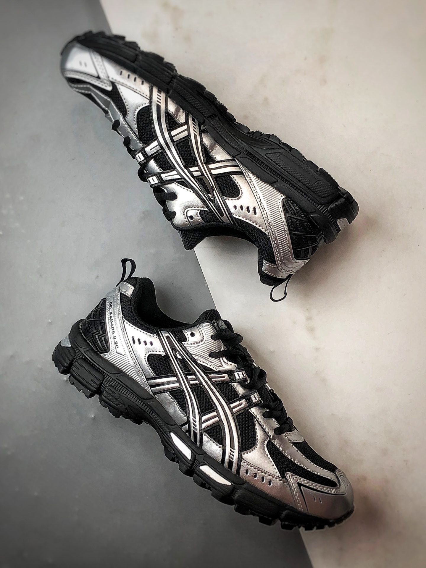 190 Asics Gel-Kahana 8 SP 黑银 亚瑟士经典户外跑鞋 1011B998-020