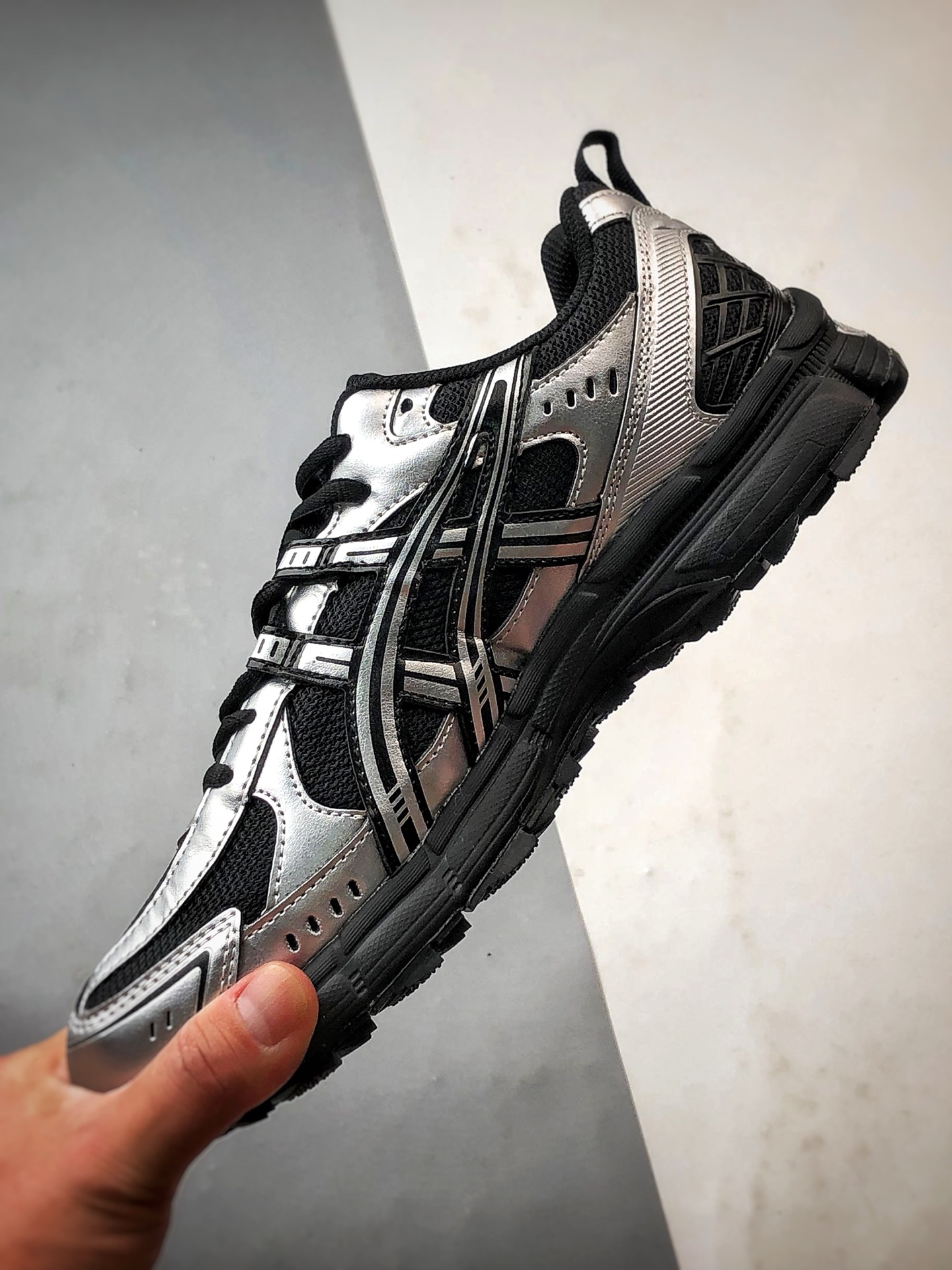 190 Asics Gel-Kahana 8 SP 黑银 亚瑟士经典户外跑鞋 1011B998-020