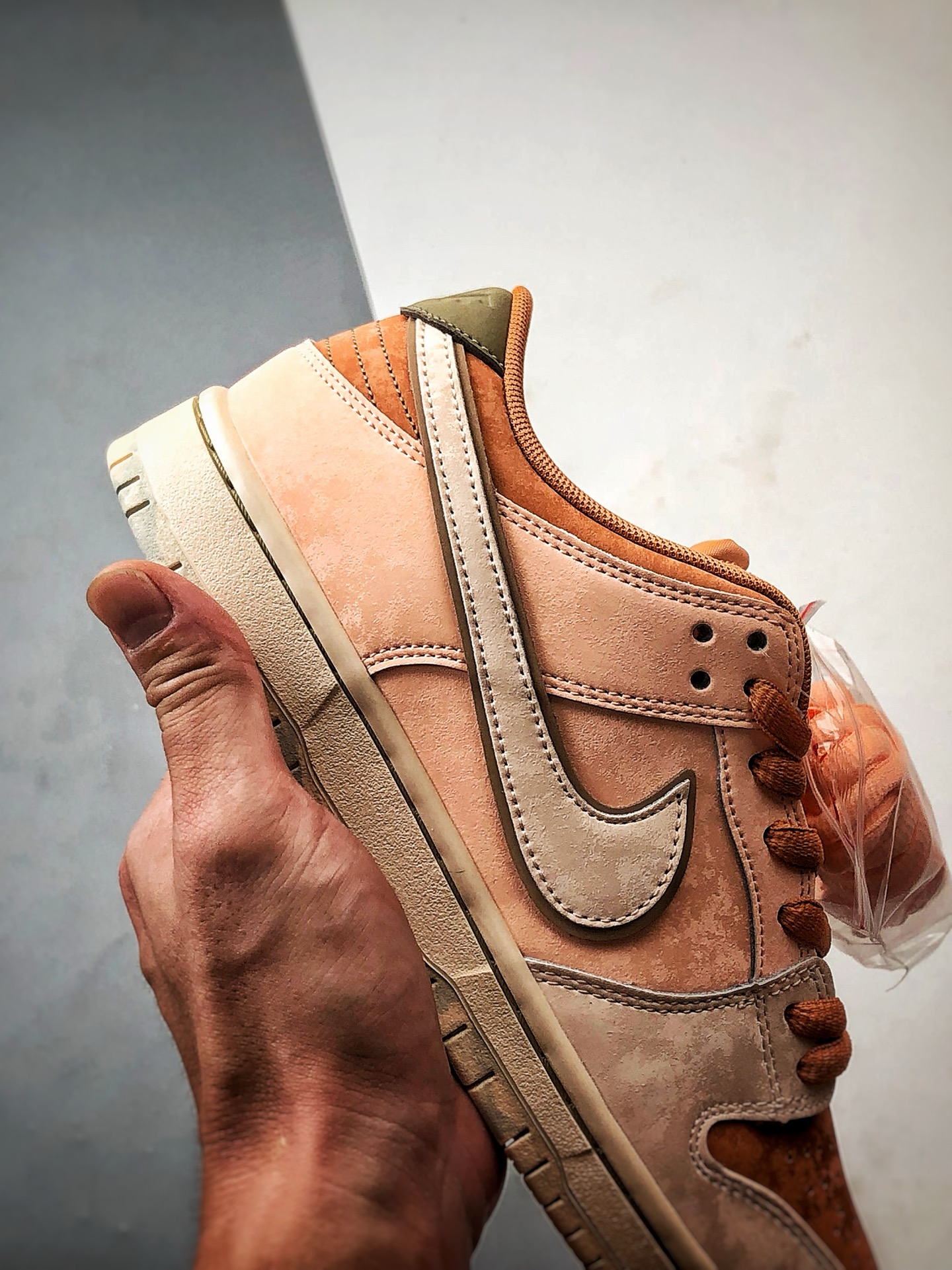 230 性价比触顶 同价区间无对手 NK Dunk SB Low ”Trocadero Gardens” 粉米棕 低帮复古休闲运动滑板鞋 FV5926-200