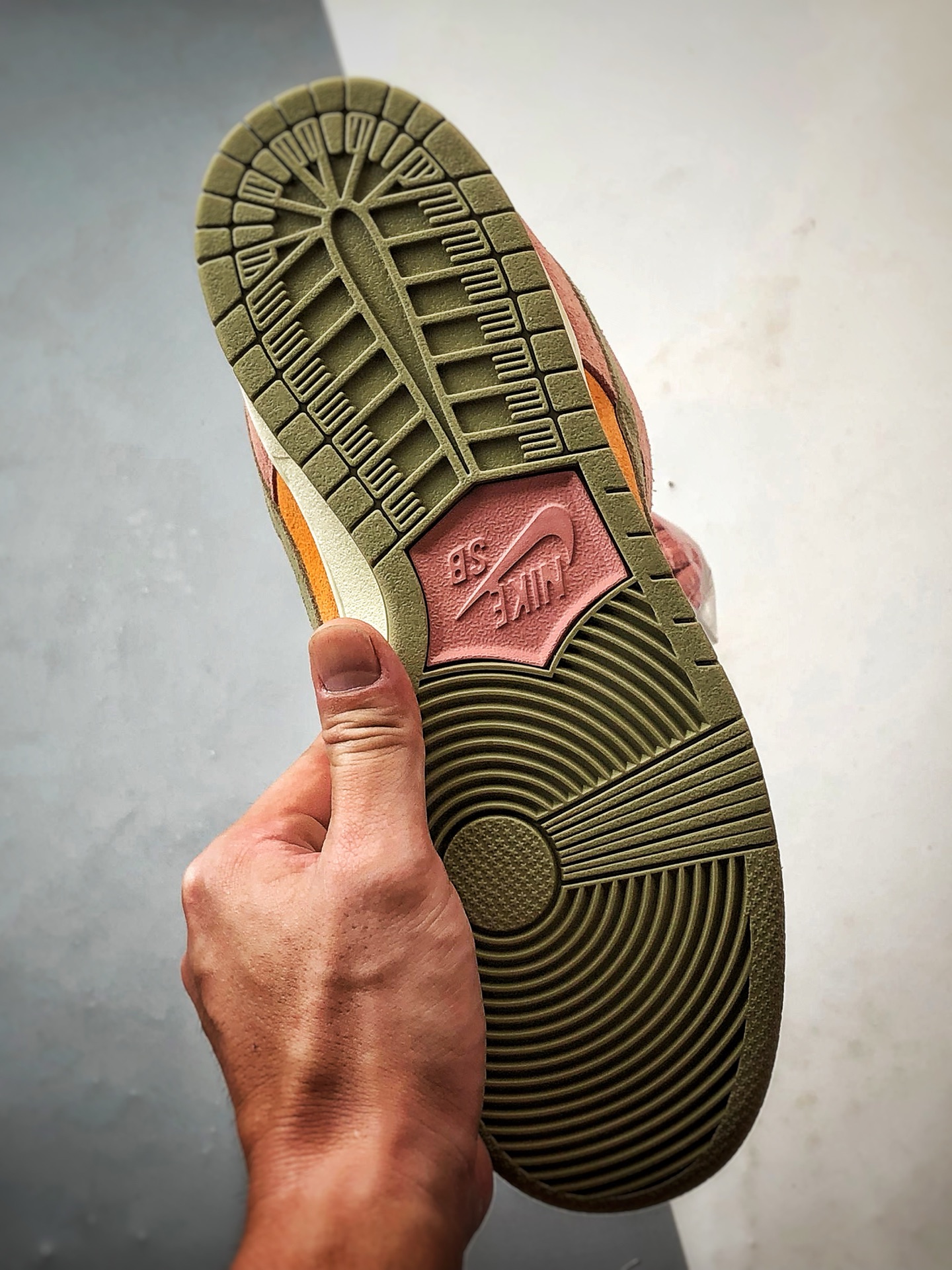 230 性价比触顶 同价区间无对手 NK Dunk SB Low Pro Red Stardu 粉橘绿 低帮复古休闲运动滑板鞋 HJ4135-600