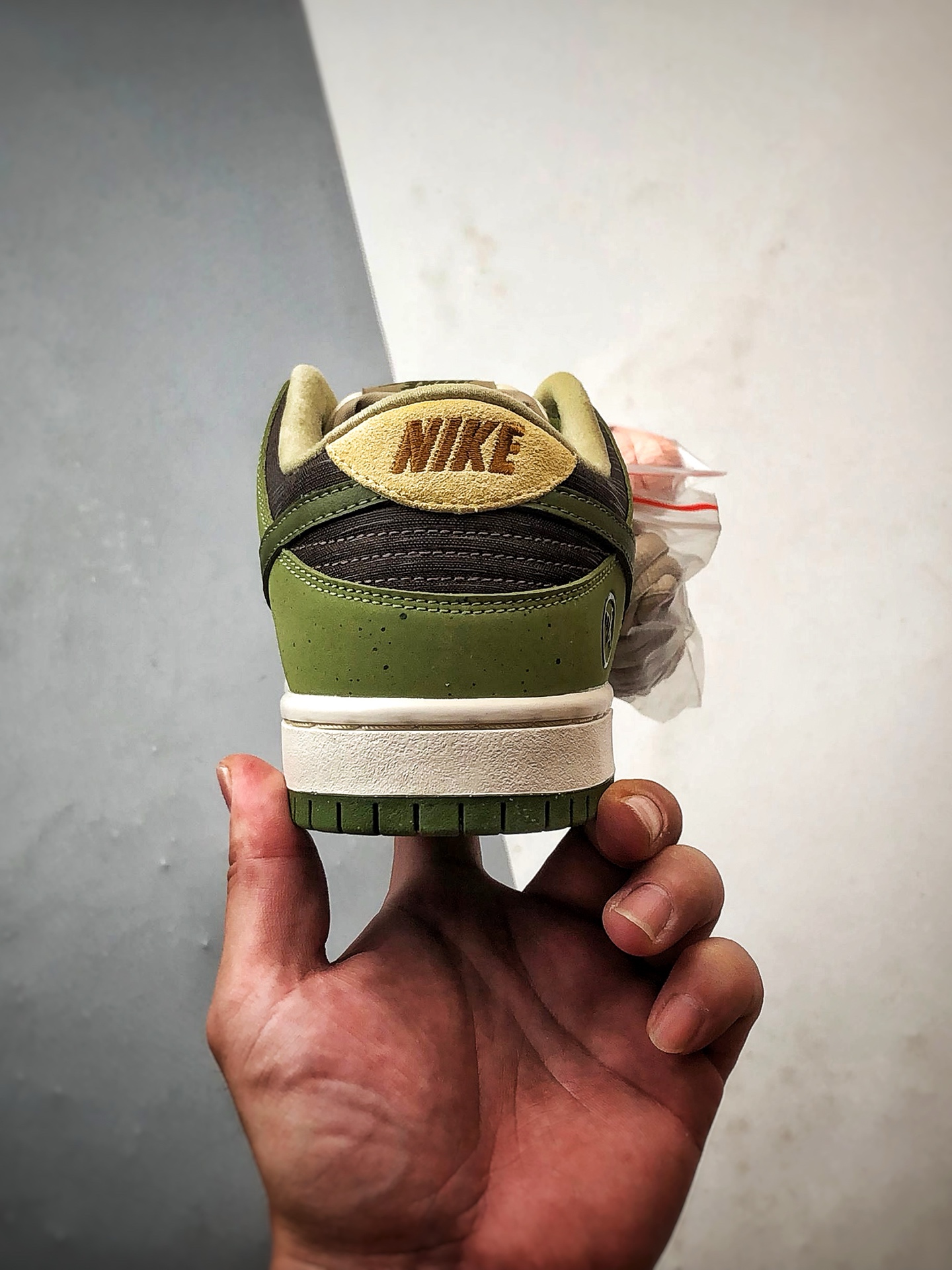 230 性价比触顶 同价区间无对手 Yuto Horigome x NK Dunk SB low ”Asparagus” 联名飞羽2.0绿白 低帮复古休闲运动滑板鞋 HF8022-300