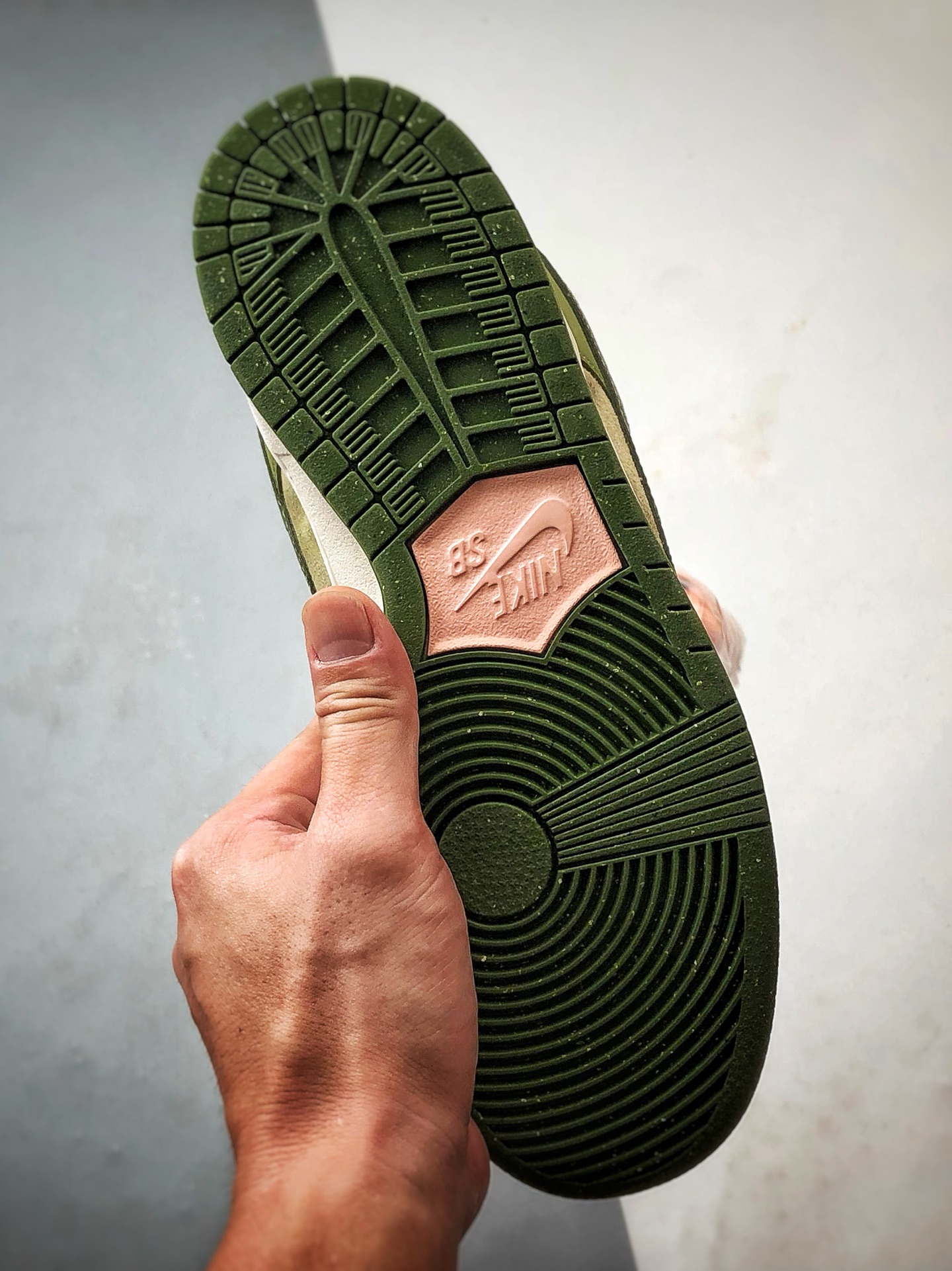 230 性价比触顶 同价区间无对手 Yuto Horigome x NK Dunk SB low ”Asparagus” 联名飞羽2.0绿白 低帮复古休闲运动滑板鞋 HF8022-300