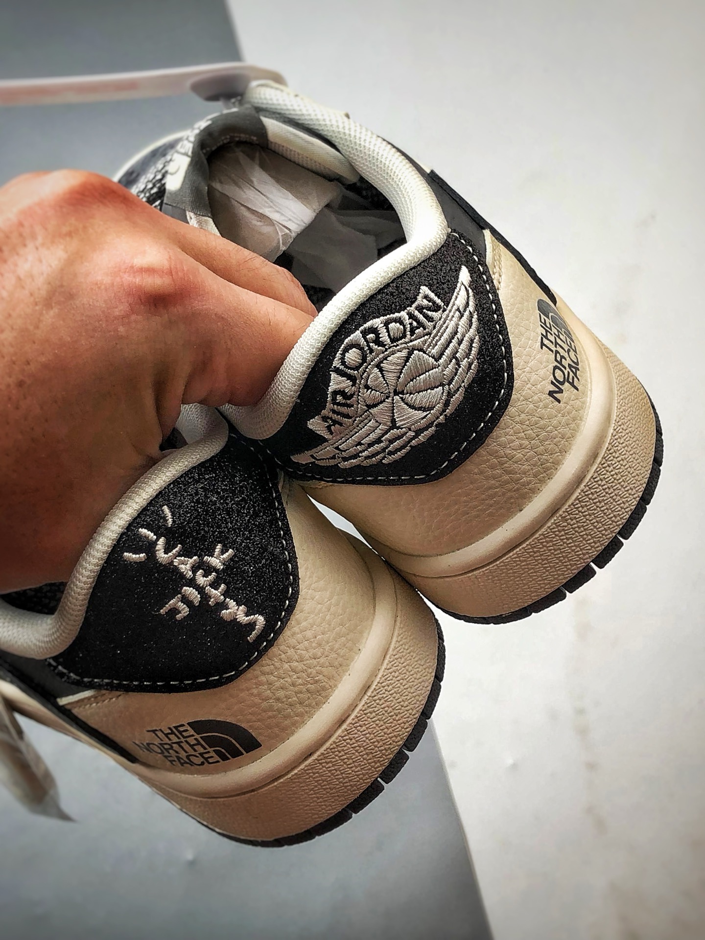 290 Air Jordan 1 Low ”高端定制” 北面米黑印花倒钩 QW5088-203-Chinese UA Cheap High Quatity Brand Clothes Bags handbags Sneakers wholesale wholesaler seller from China Factory suppliers Fashion Clothing Shoes best Quality Beautiful Price 290 Air Jordan 1 Low ”高端定制” 北面米黑印花倒钩 QW5088-203