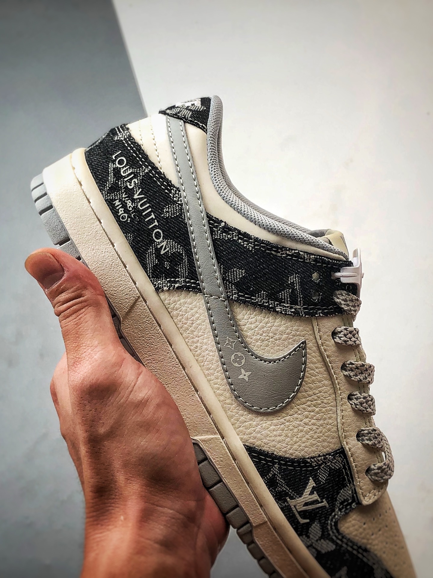 290 NK Dunk Low Retro ”DIY高端定制” LV米黑牛仔灰钩 低帮休闲运动板鞋 JP1648-020