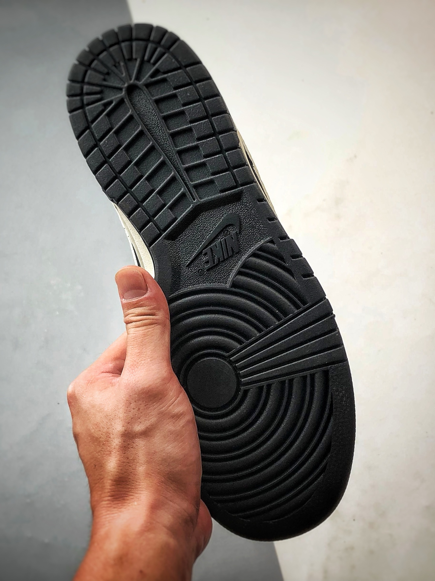 290 NK Dunk Low Retro ”DIY高端定制” LV老花黑白 低帮休闲运动板鞋 SC0601-458