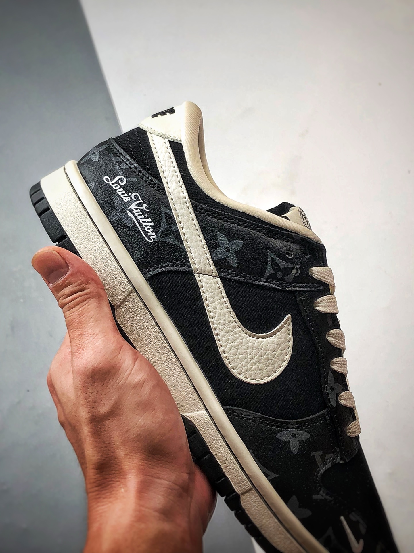 290 NK Dunk Low Retro ”DIY高端定制” LV老花黑白 低帮休闲运动板鞋 SC0601-458