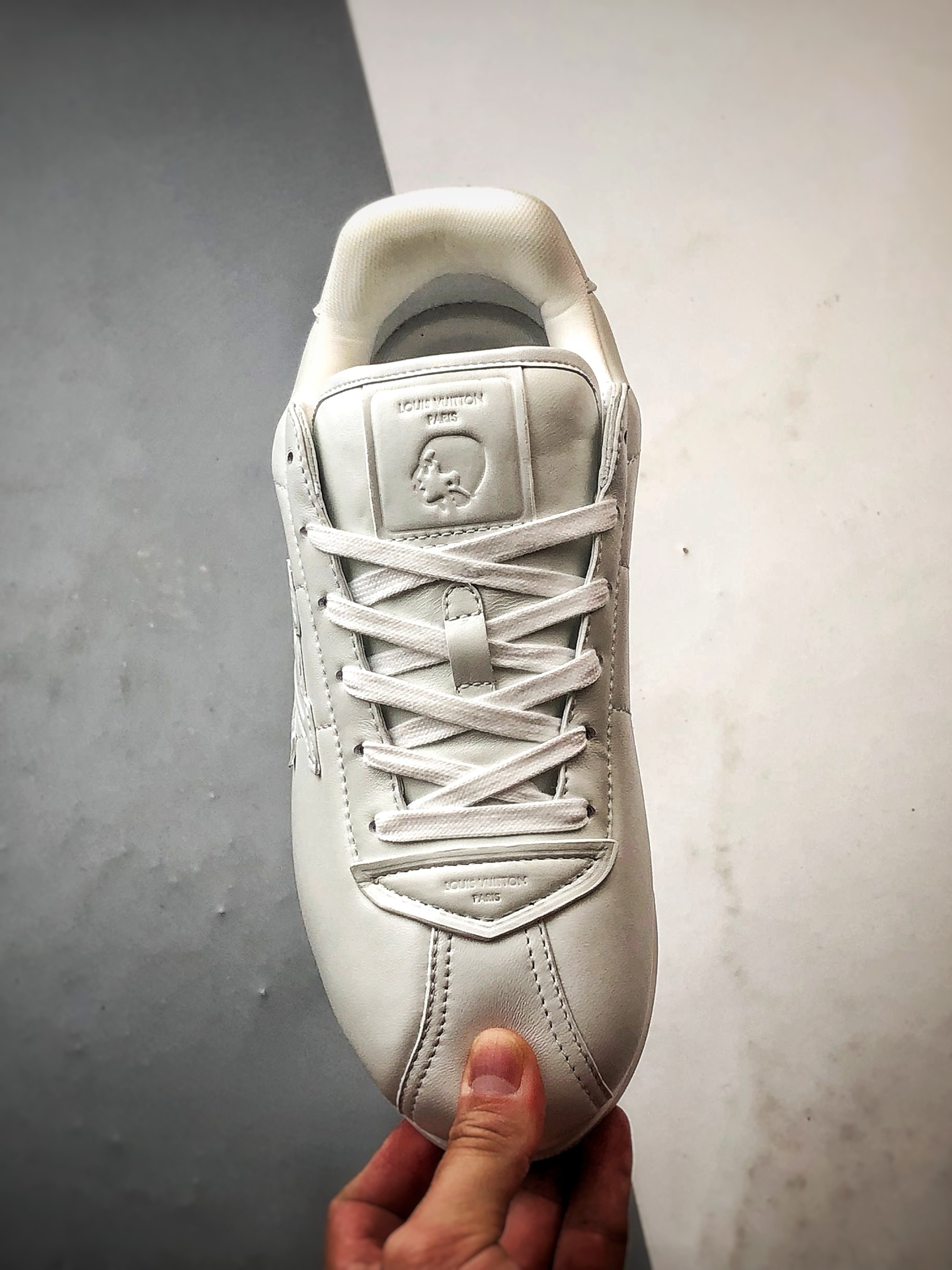 520 驴牌 x Ni Buttersoft FW25 白色 联名款舒适柔软黄油休闲运动鞋