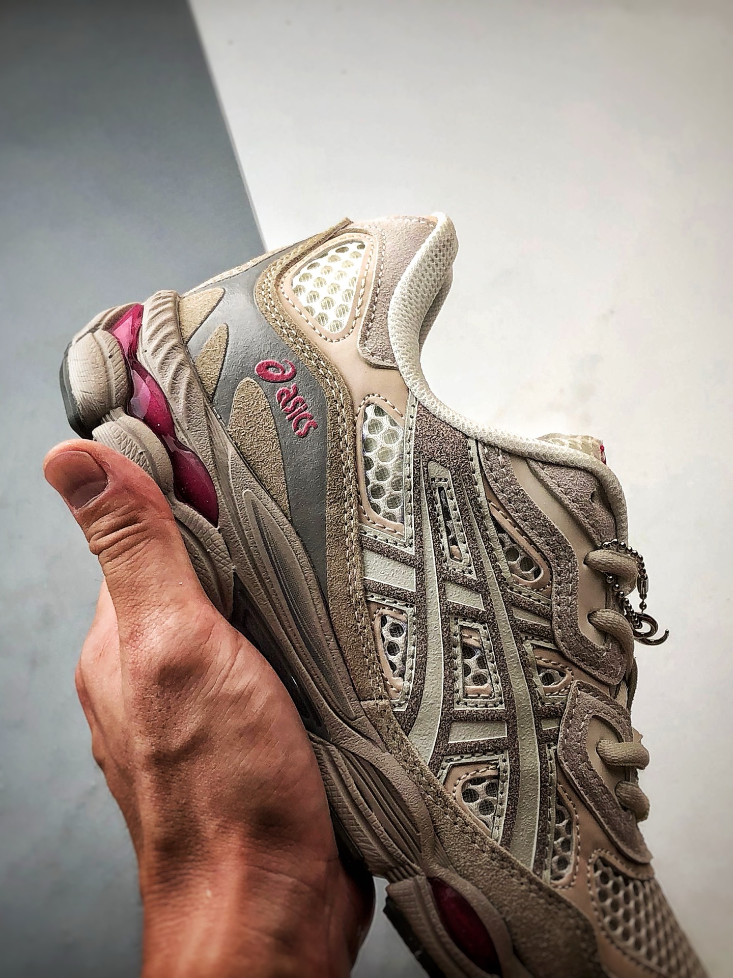 220 Asics Gel-N 复古单品 米灰红 亚瑟士新款厚底街头运动休闲鞋 1203A372-100