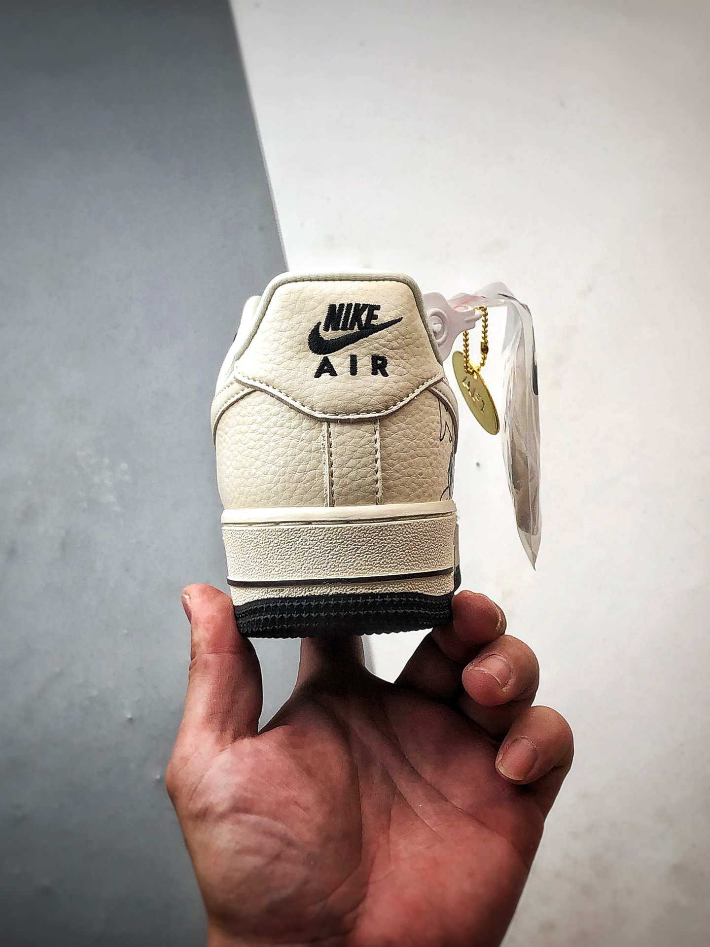 280 Air Force 1 '07 Low 涂鸦米白黑 DD1982-316