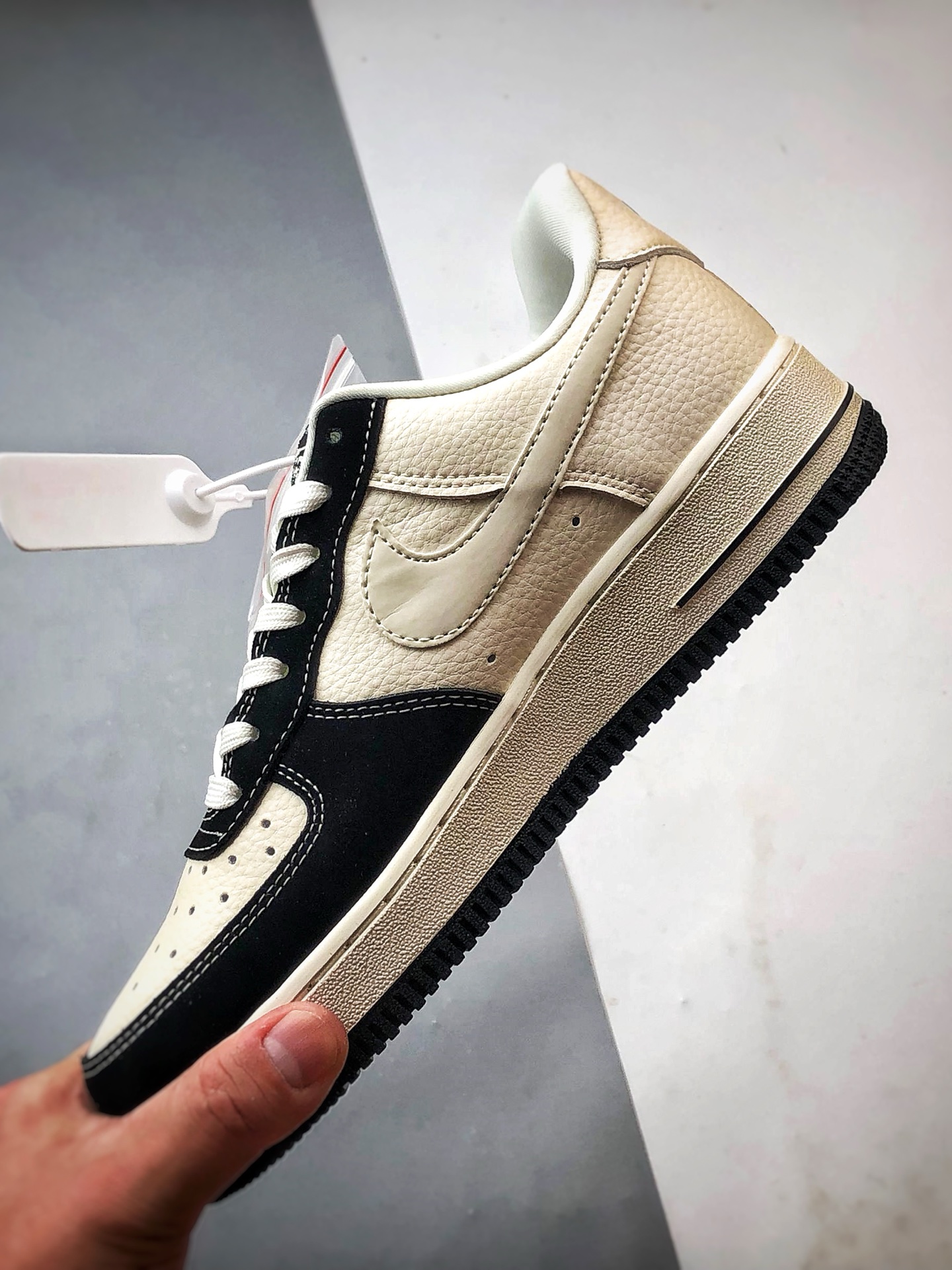 280 Air Force 1 '07 Low 涂鸦米白黑 DD1982-316