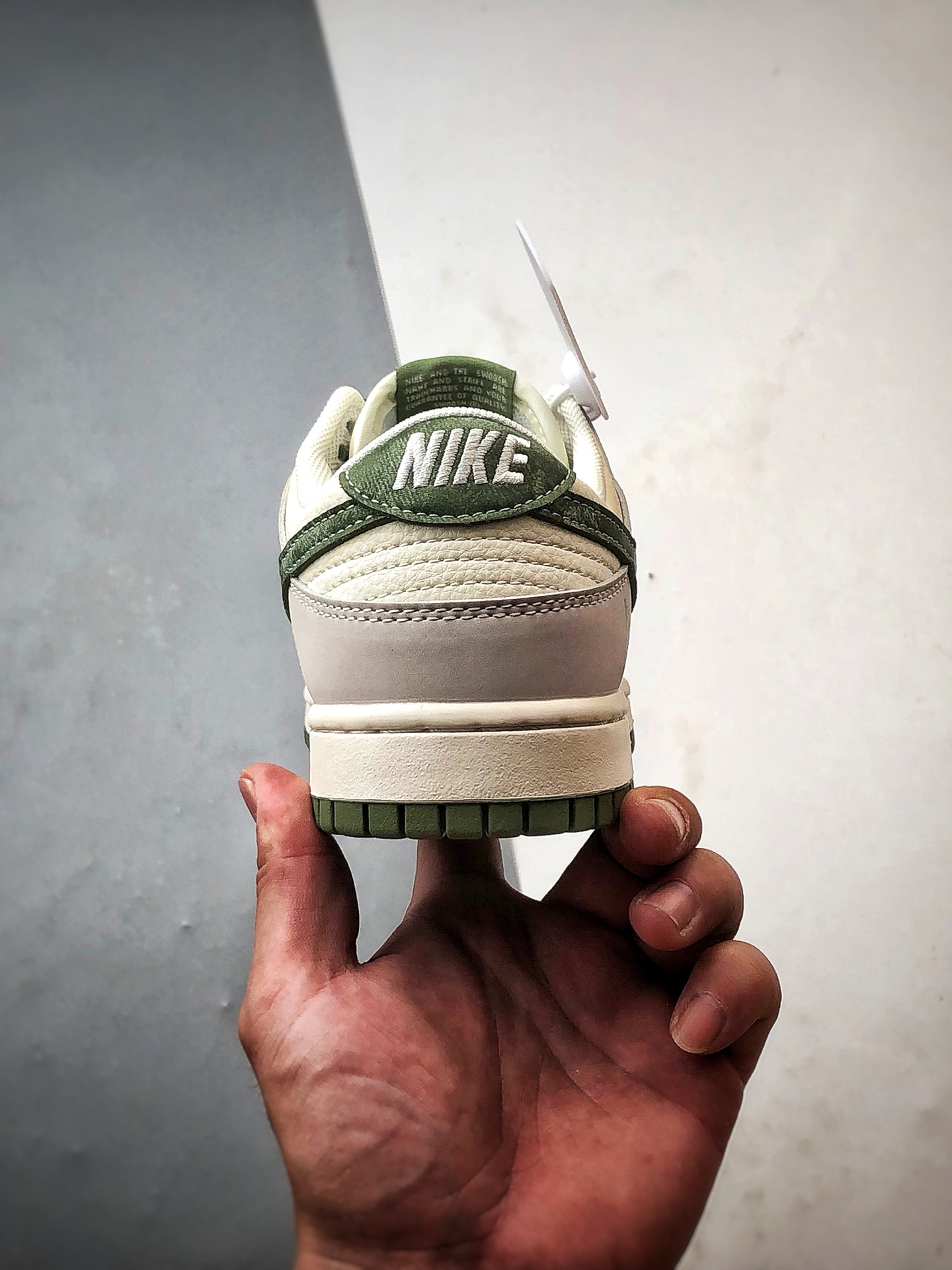 290 NK Dunk Low Retro ”DIY高端定制” LV米灰绿 低帮休闲运动板鞋 JP1648-031