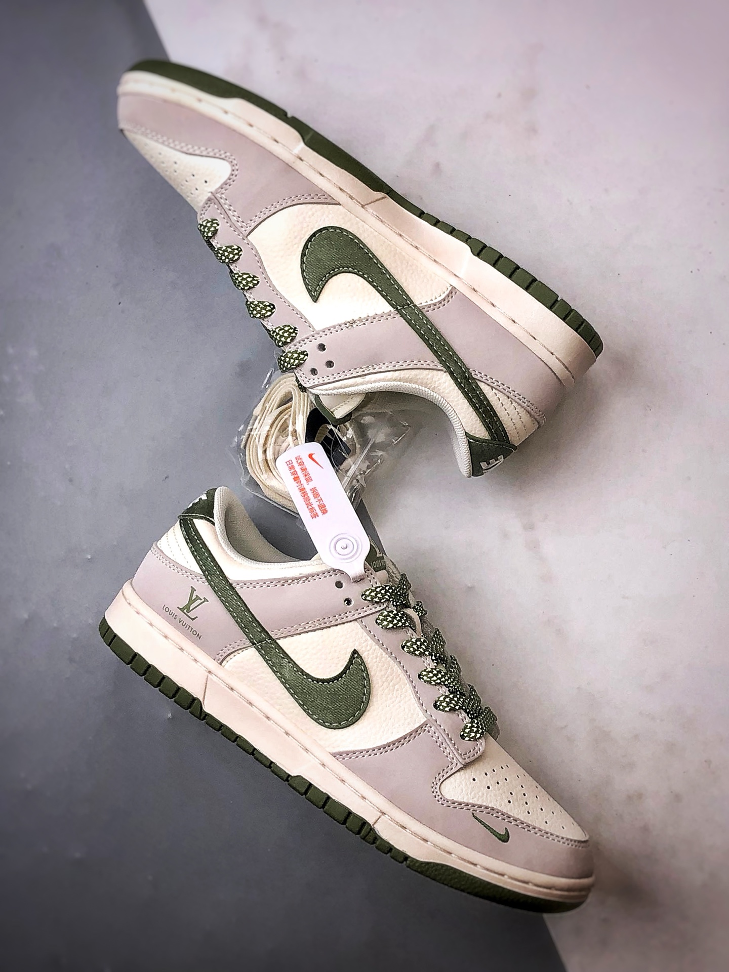 290 NK Dunk Low Retro ”DIY高端定制” LV米灰绿 低帮休闲运动板鞋 JP1648-031