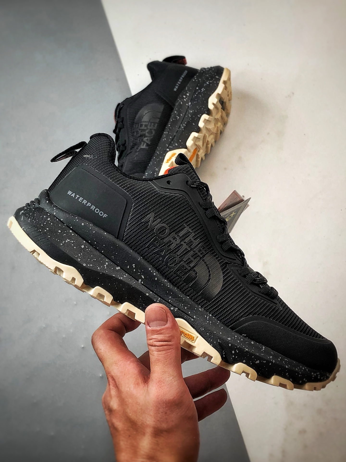 260 北面The North Face 黑色 乐斯菲斯户外运动登山越野徒步鞋-Chinese UA Cheap High Quatity Brand Clothes Bags handbags Sneakers wholesale wholesaler seller from China Factory suppliers Fashion Clothing Shoes best Quality Beautiful Price 260 北面The North Face 黑色 乐斯菲斯户外运动登山越野徒步鞋