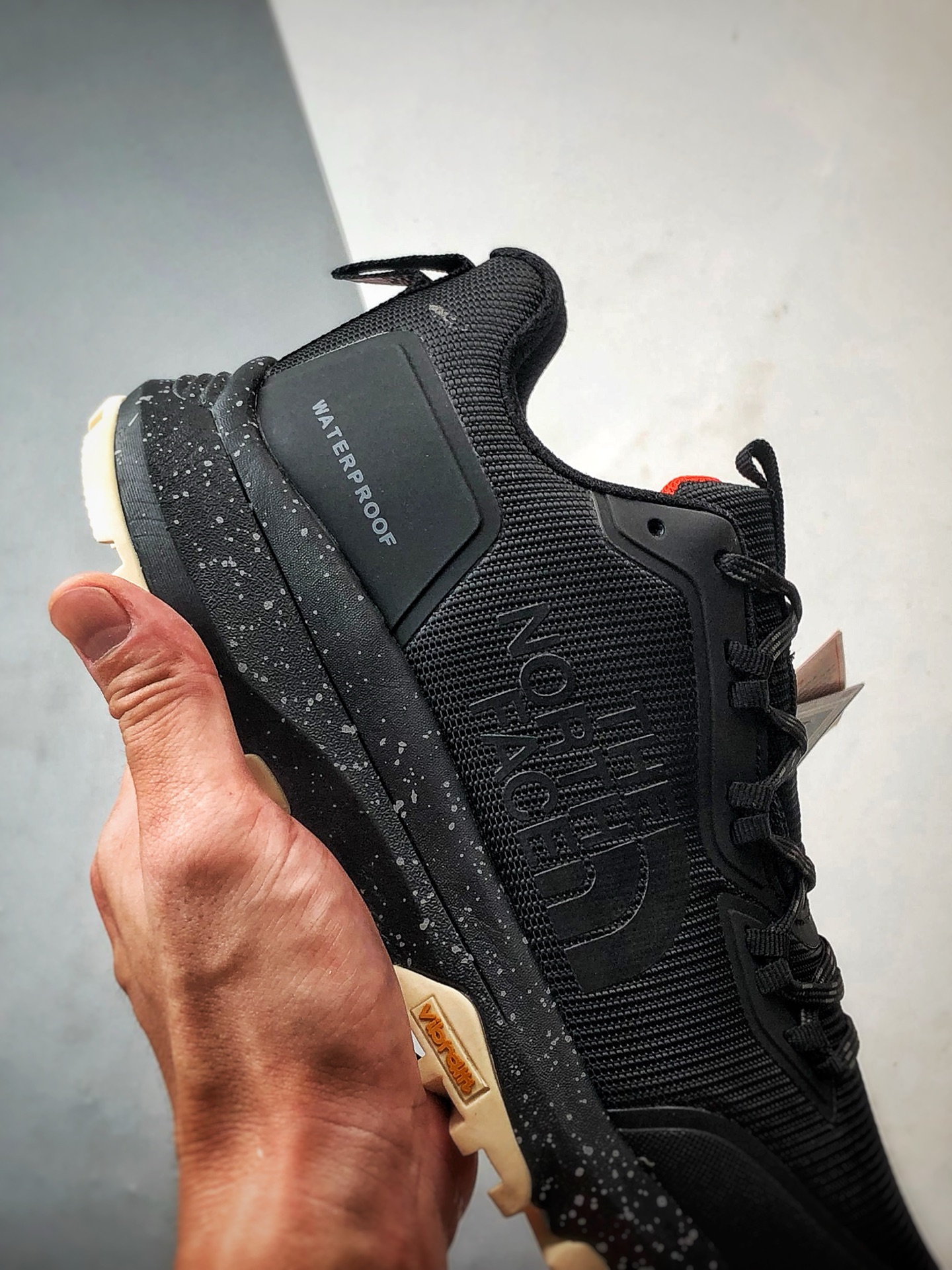 260 北面The North Face 黑色 乐斯菲斯户外运动登山越野徒步鞋-Chinese UA Cheap High Quatity Brand Clothes Bags handbags Sneakers wholesale wholesaler seller from China Factory suppliers Fashion Clothing Shoes best Quality Beautiful Price 260 北面The North Face 黑色 乐斯菲斯户外运动登山越野徒步鞋