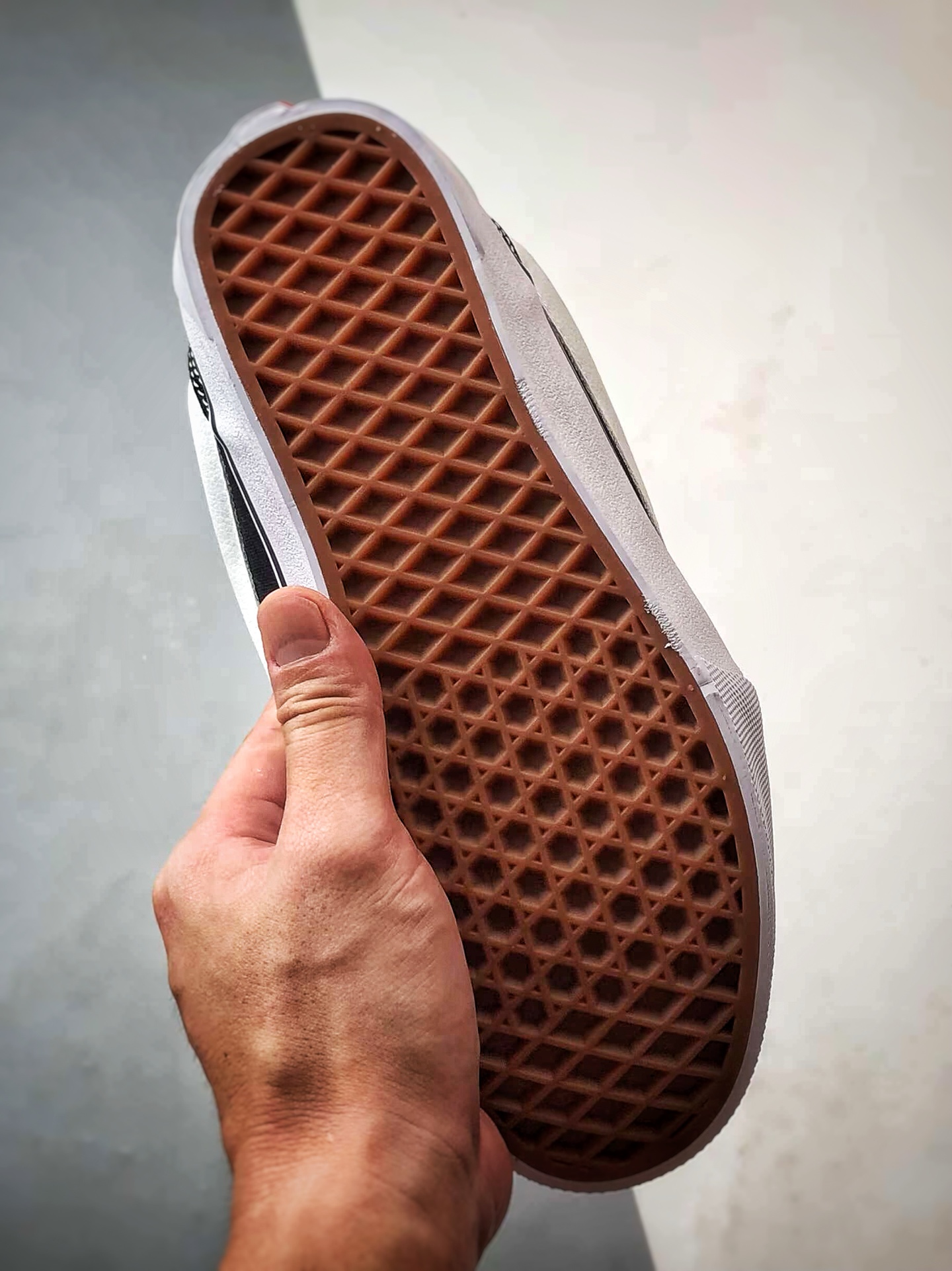 140 Vans Classics Knu Skool 黑白 万斯官方 低帮复古全帆布面包鞋 Vans超火的土豆鞋-Chinese UA Cheap High Quatity Brand Clothes Bags handbags Sneakers wholesale wholesaler seller from China Factory suppliers Fashion Clothing Shoes best Quality Beautiful Price 140 Vans Classics Knu Skool 黑白 万斯官方 低帮复古全帆布面包鞋 Vans超火的土豆鞋