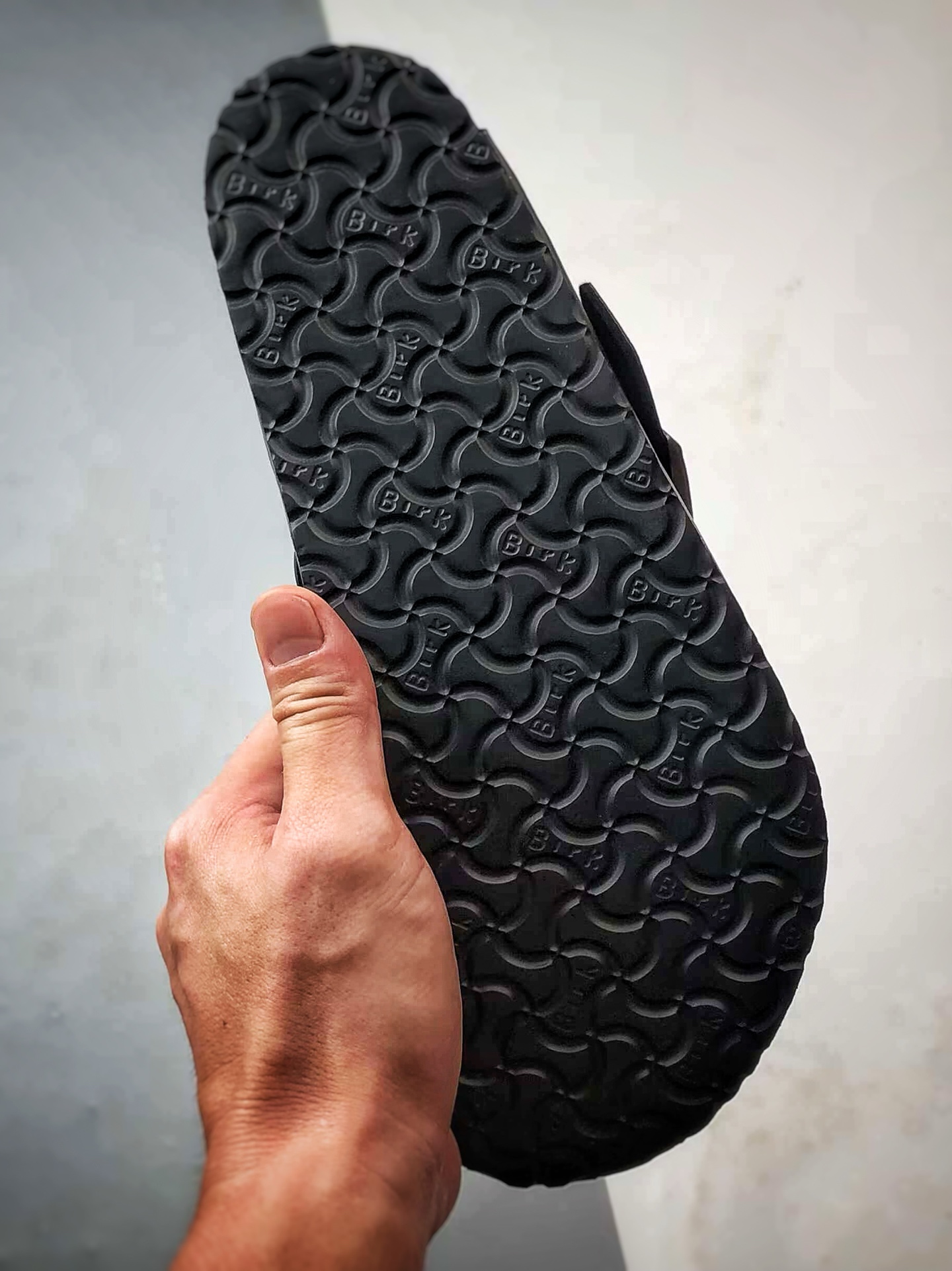 180 Birkenstock Boston 黑色 勃肯宽版休闲舒适搭扣包头拖鞋-Chinese UA Cheap High Quatity Brand Clothes Bags handbags Sneakers wholesale wholesaler seller from China Factory suppliers Fashion Clothing Shoes best Quality Beautiful Price 180 Birkenstock Boston 黑色 勃肯宽版休闲舒适搭扣包头拖鞋