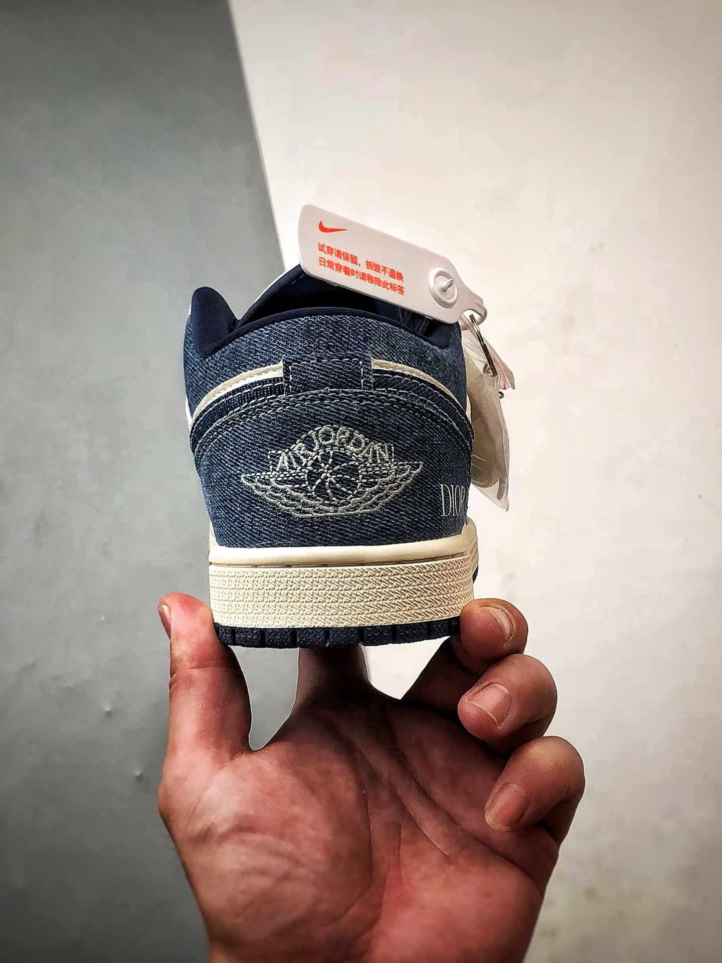 290 Air Jordan 1 Low ”高端定制” 迪奥米白蓝牛仔 QG2025-002-Chinese UA Cheap High Quatity Brand Clothes Bags handbags Sneakers wholesale wholesaler seller from China Factory suppliers Fashion Clothing Shoes best Quality Beautiful Price 290 Air Jordan 1 Low ”高端定制” 迪奥米白蓝牛仔 QG2025-002