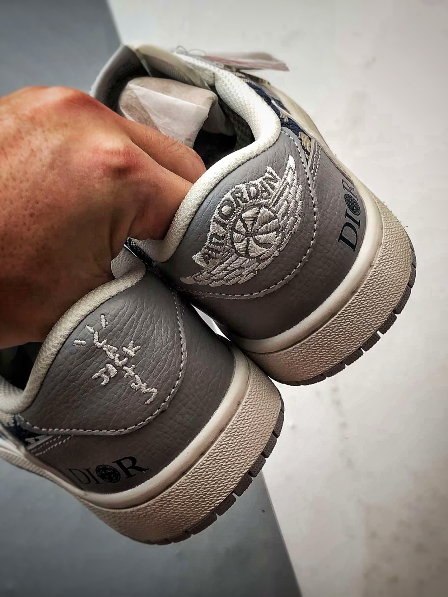 290 Air Jordan 1 Low ”高端定制” 迪奥经典花纹灰白倒钩 DZ5899-004