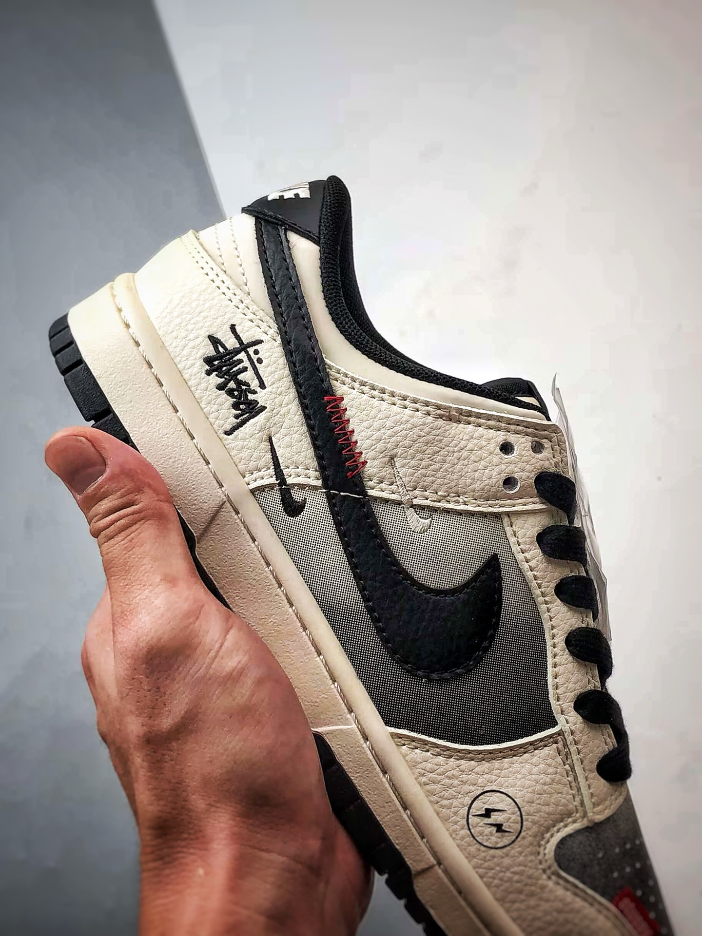 290 NK Dunk Low Retro ”DIY高端定制” 斯图西闪电渐变米黑 低帮休闲运动板鞋 QW5836-020