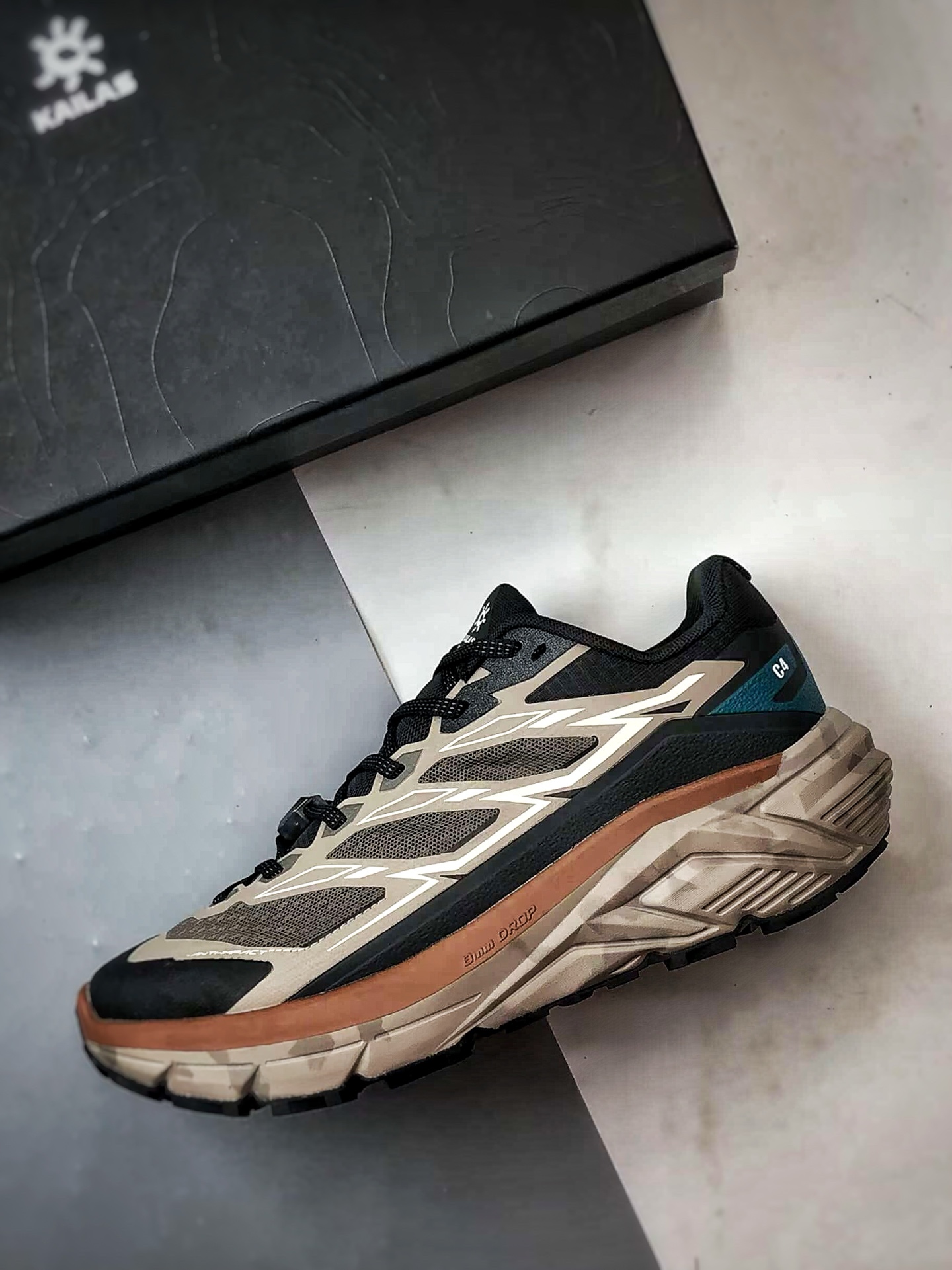 270 KAILAS C4 复古卡其 凯乐石 户外徒步越野机能跑鞋