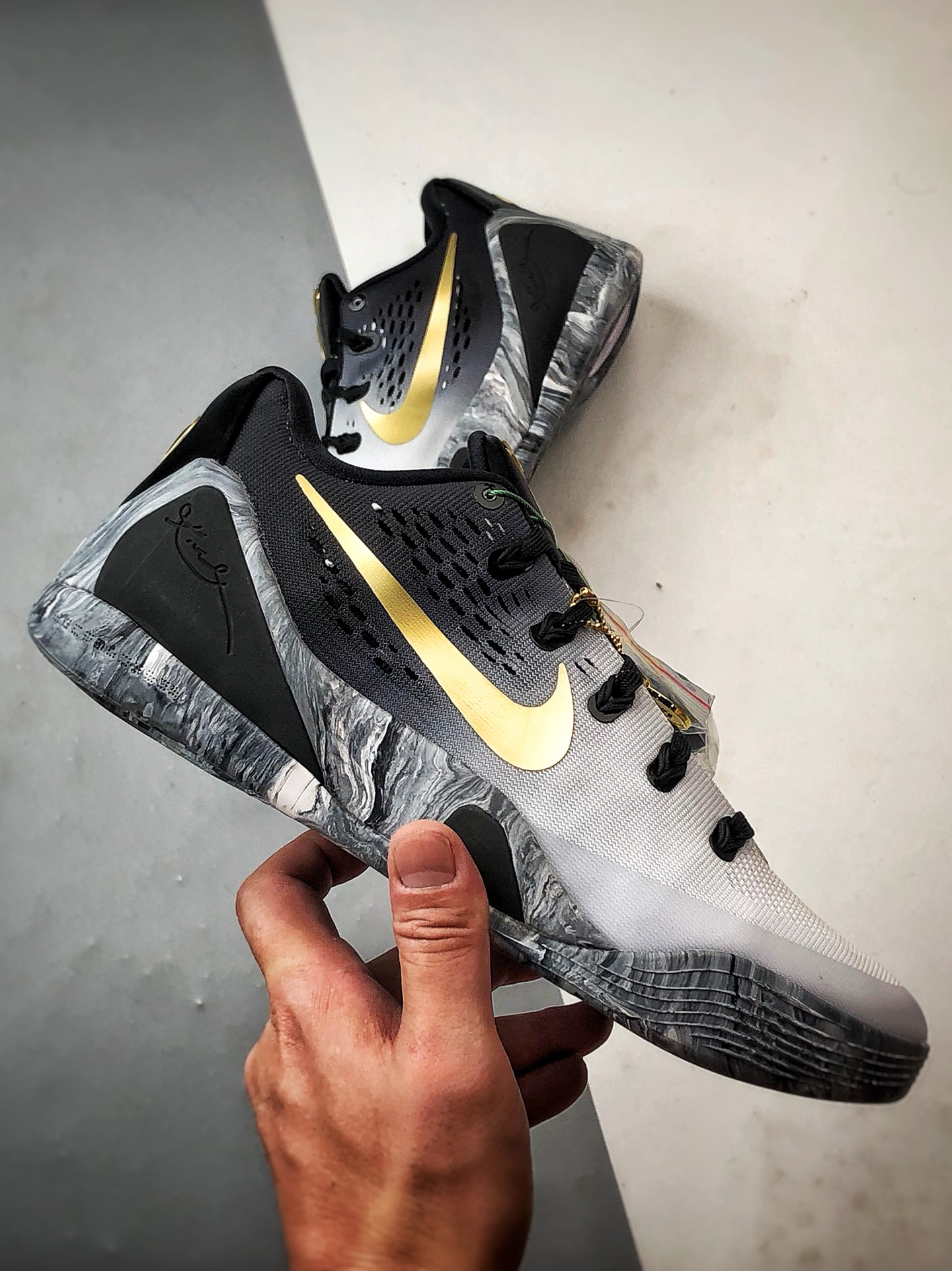 440 NK Kobe 9 Elite Low Protro EM 科比九代 黑白渐变大理石 FZ7333-002