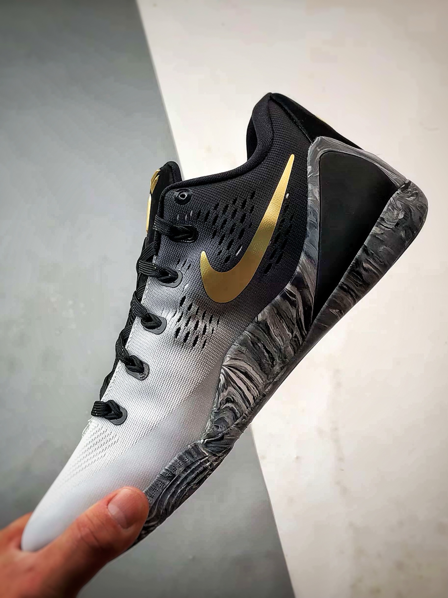 440 NK Kobe 9 Elite Low Protro EM 科比九代 黑白渐变大理石 FZ7333-002