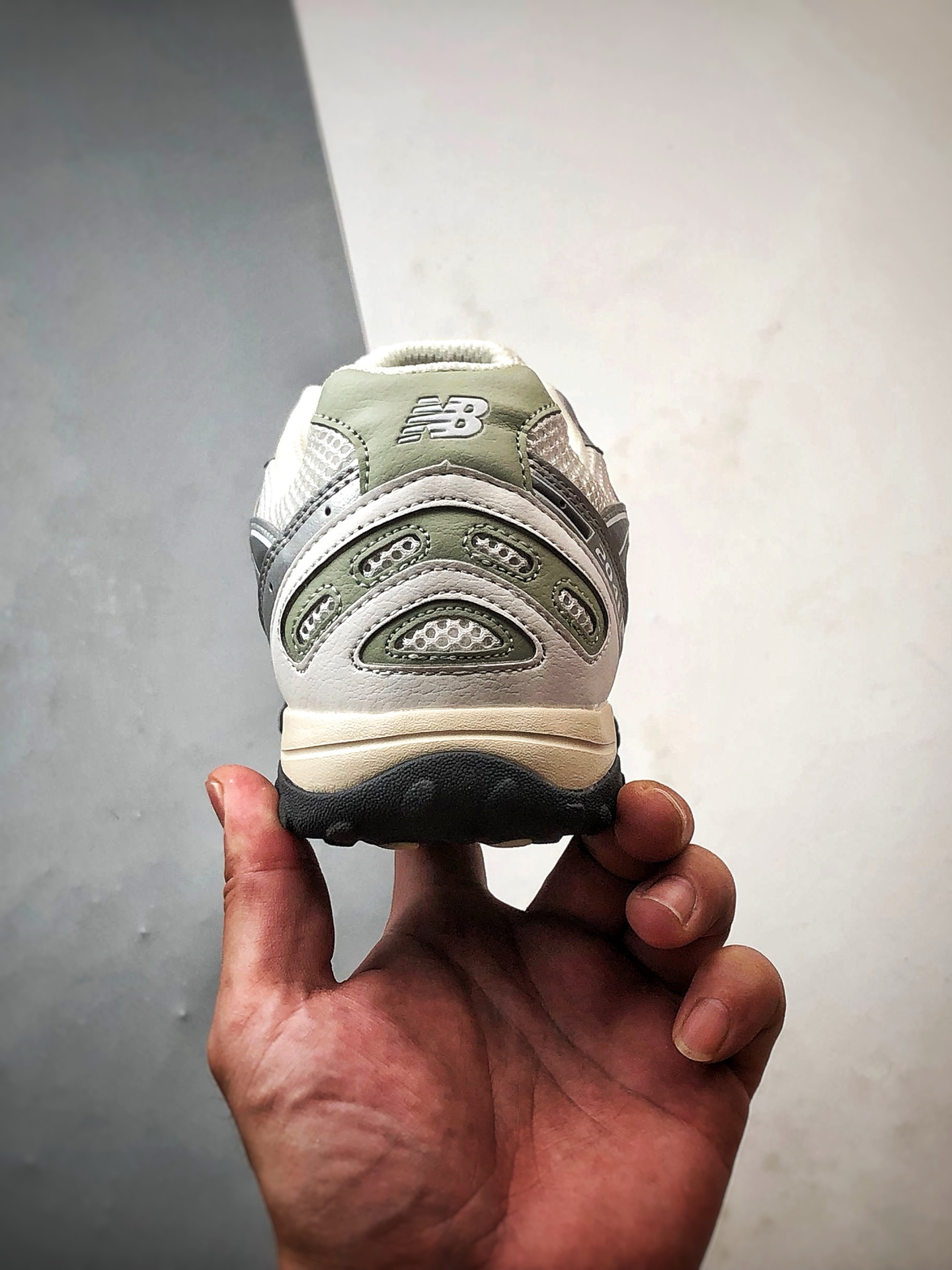 190 New Balance 204L 米银灰绿 新百伦复古休闲运动百搭跑步鞋 U204LSWB