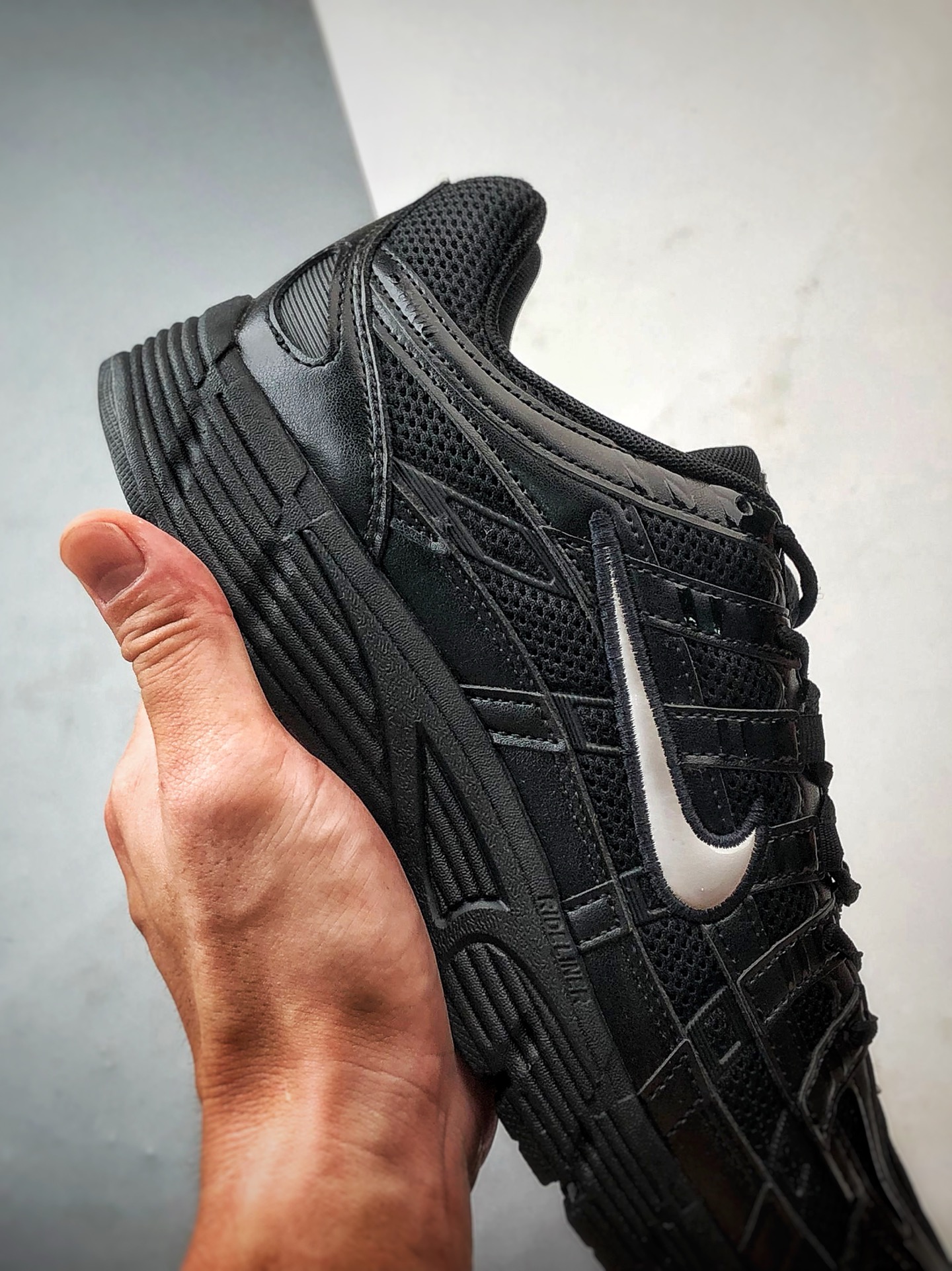 210 NK P-6000 追梦太空 黑白 原装订单 外围平台专供 复古科技个性老爹鞋P-6000 HF1052-010-Chinese UA Cheap High Quatity Brand Clothes Bags handbags Sneakers wholesale wholesaler seller from China Factory suppliers Fashion Clothing Shoes best Quality Beautiful Price 210 NK P-6000 追梦太空 黑白 原装订单 外围平台专供 复古科技个性老爹鞋P-6000 HF1052-010