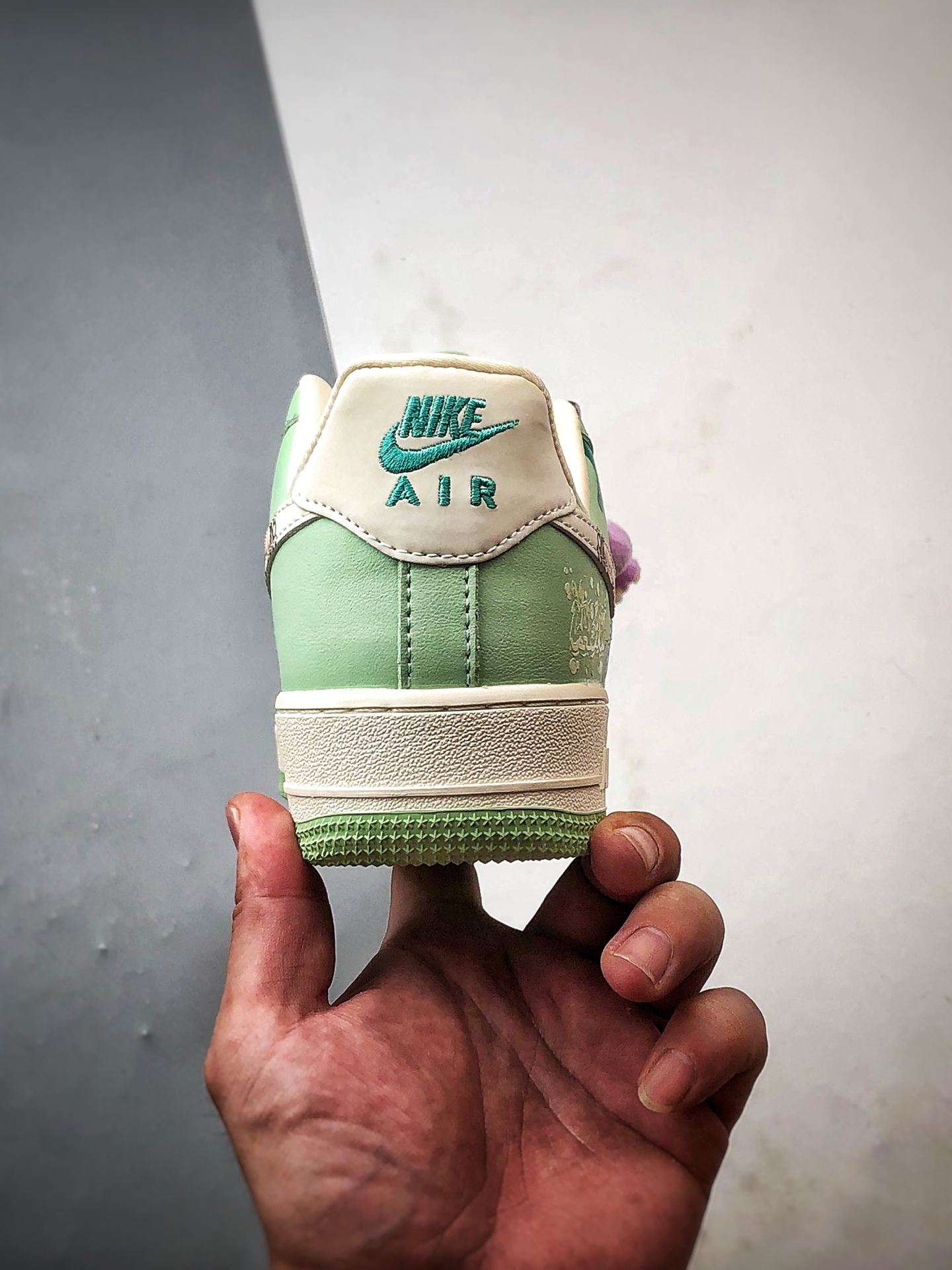 280 Air Force 1 '07 Low 拉布布涂鸦白绿 KB1688-007