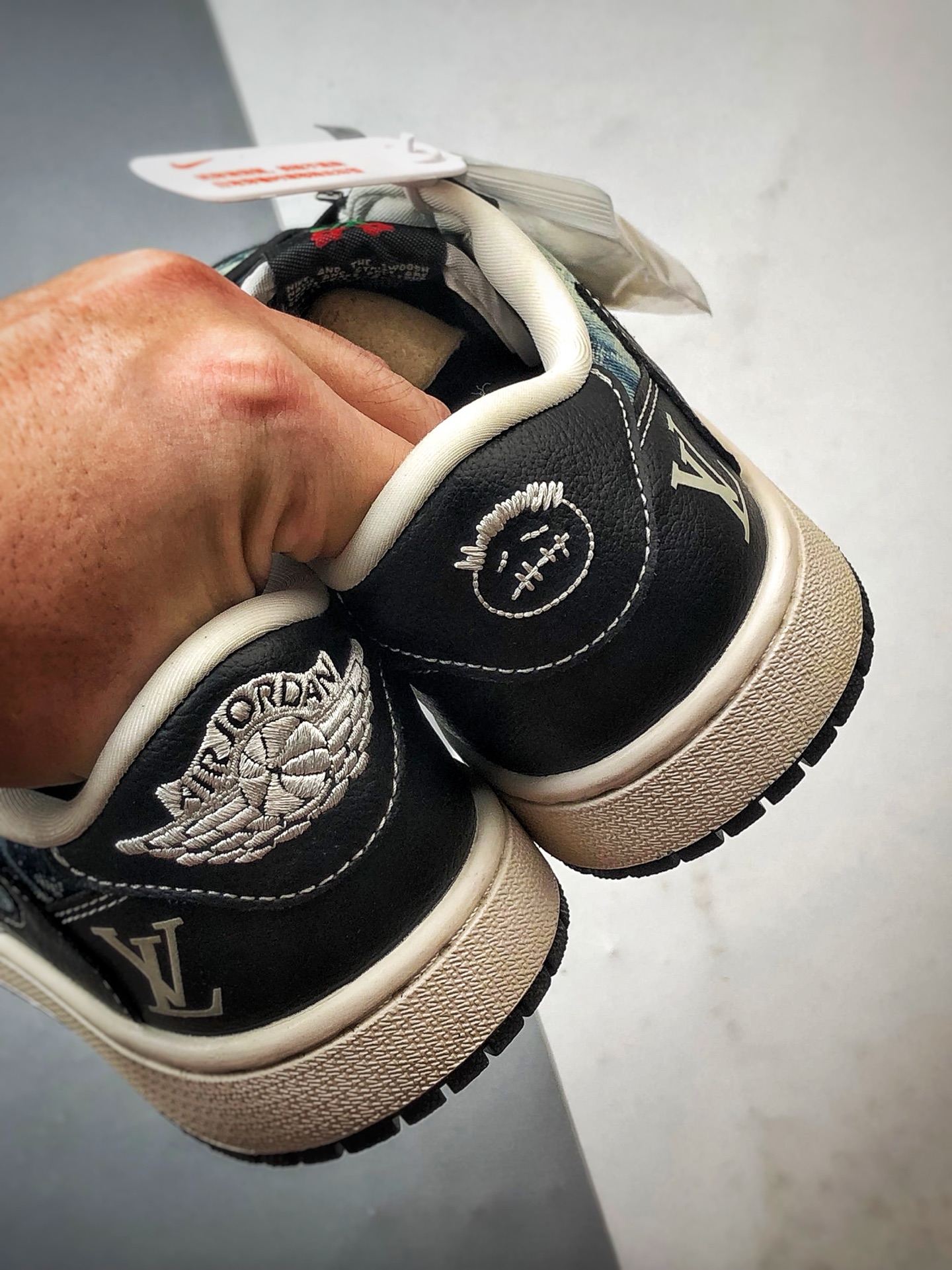 310 Air Jordan 1 Low ”高端定制” LV复古水洗蓝牛仔倒钩 LD2028-045