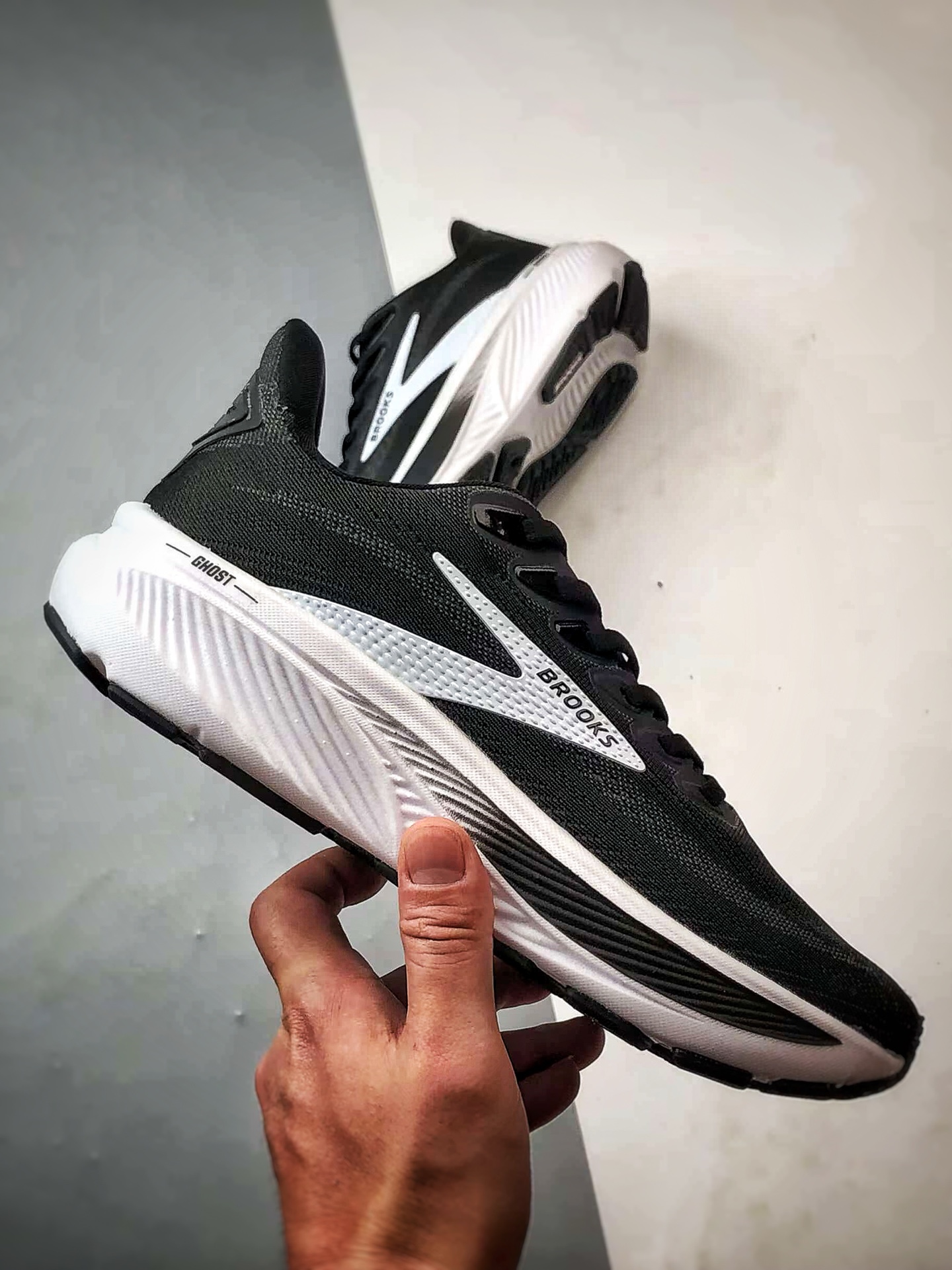 Brooks/布鲁克斯 Ghost17 黑白 幽灵17时尚舒适休闲跑步鞋-Top High Quatity Cheap Sneakers Fashion Clothing Clothes Bags handbags Shoes of all Brand wholesale With The best Quality And Beautiful Price from China Factory Chinese suppliers wholesaler seller Brooks/布鲁克斯 Ghost17 黑白 幽灵17时尚舒适休闲跑步鞋