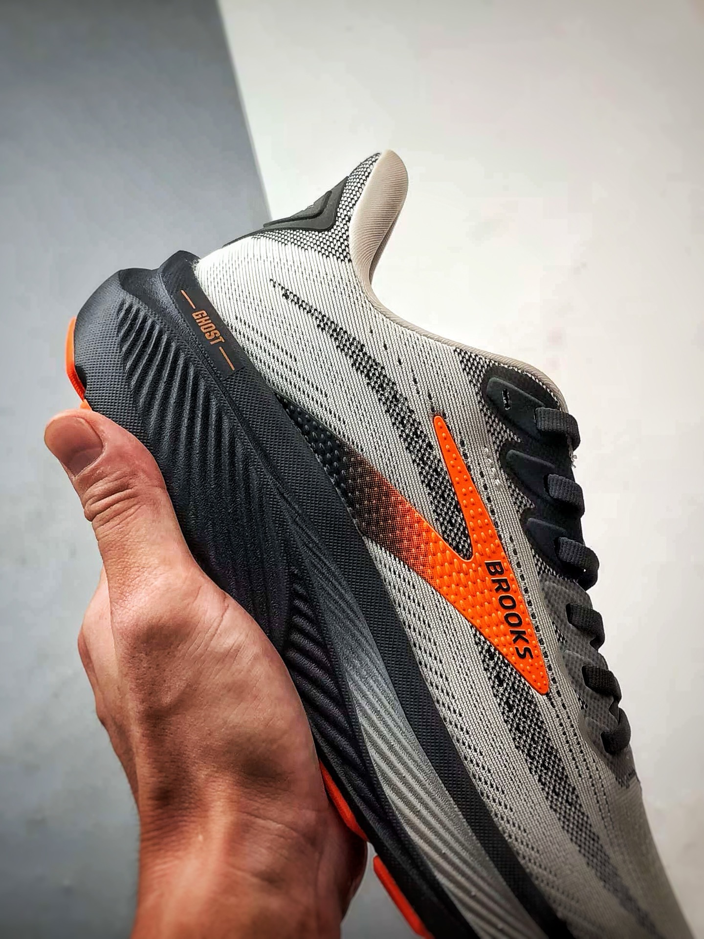 200 Brooks/布鲁克斯 Ghost17 灰黑橙 幽灵17时尚舒适休闲跑步鞋