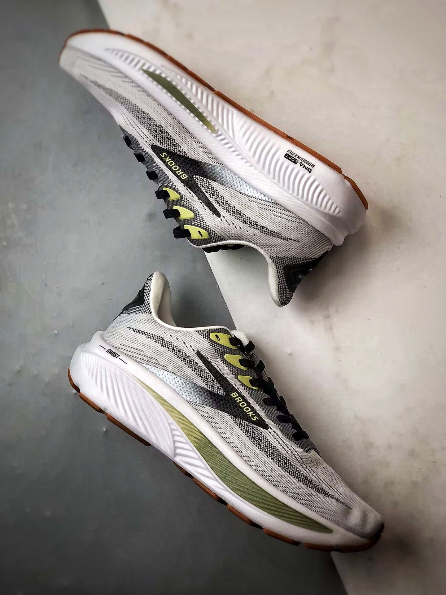 200 Brooks/布鲁克斯 Ghost17 灰黑绿 幽灵17时尚舒适休闲跑步鞋