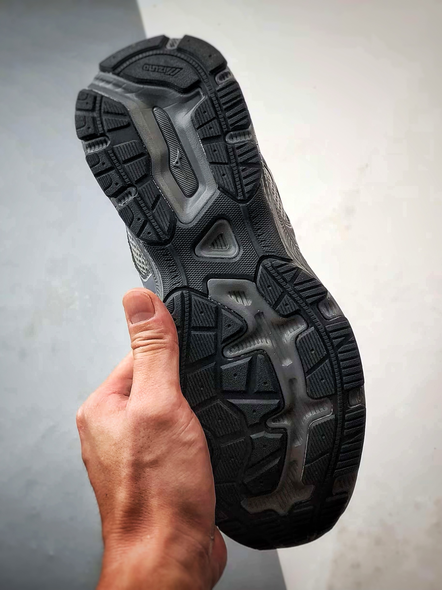 220 Mizuno Racer S 深灰 美津浓复古低帮透气休闲跑步鞋