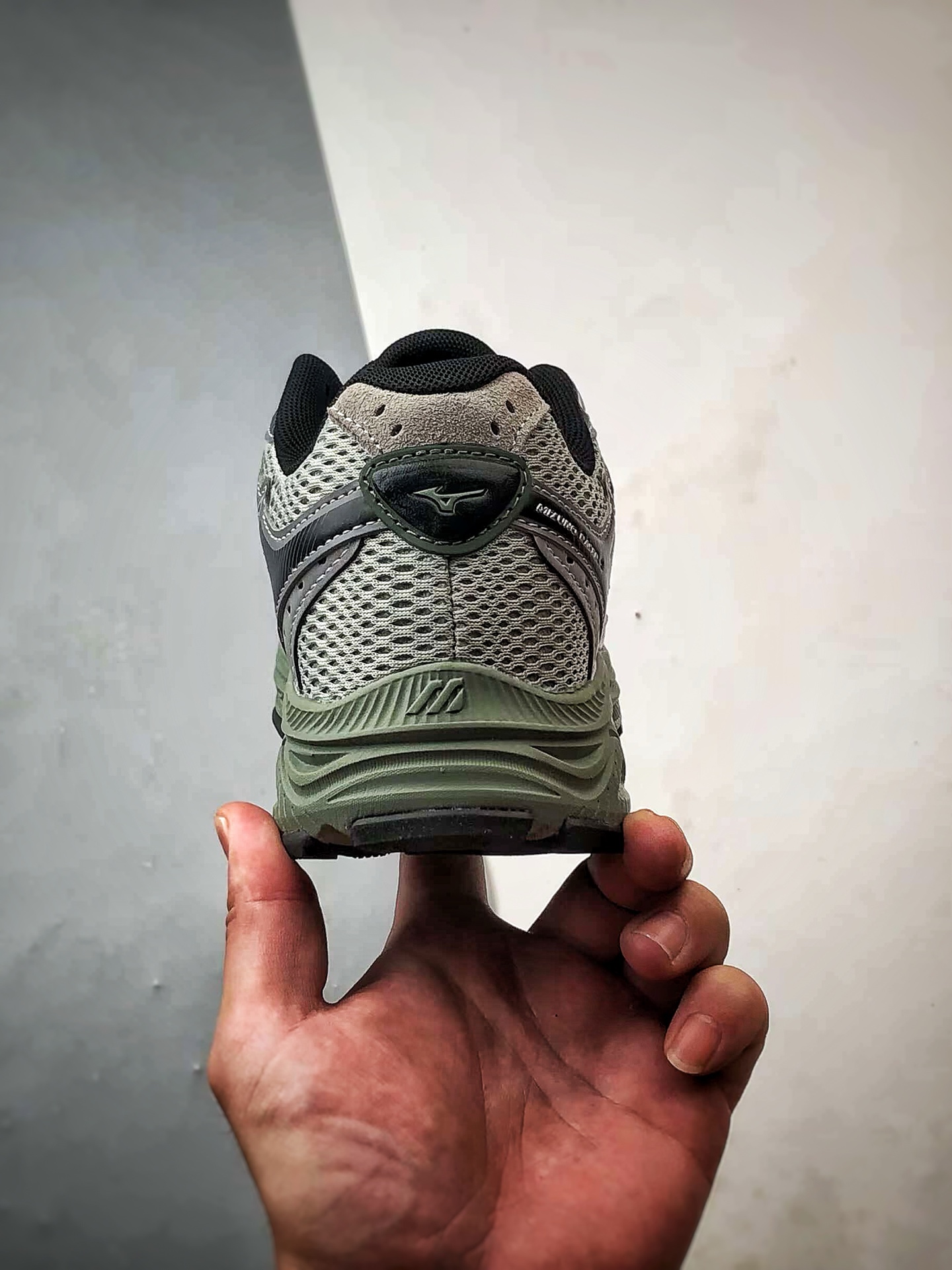 220 Mizuno Racer S 灰绿 美津浓复古低帮透气休闲跑步鞋-Chinese UA Cheap High Quatity Brand Clothes Bags handbags Sneakers wholesale wholesaler seller from China Factory suppliers Fashion Clothing Shoes best Quality Beautiful Price 220 Mizuno Racer S 灰绿 美津浓复古低帮透气休闲跑步鞋