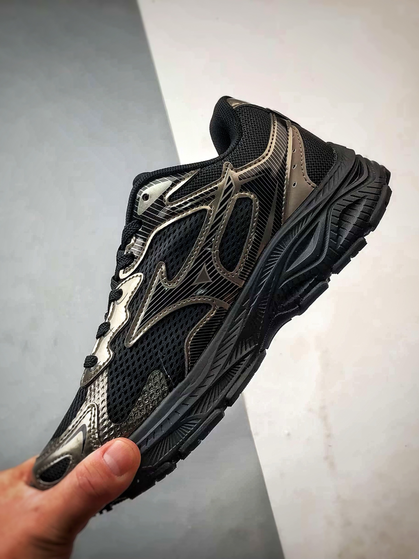 220 Mizuno Racer S 黑金 美津浓复古低帮透气休闲跑步鞋-Chinese UA Cheap High Quatity Brand Clothes Bags handbags Sneakers wholesale wholesaler seller from China Factory suppliers Fashion Clothing Shoes best Quality Beautiful Price 220 Mizuno Racer S 黑金 美津浓复古低帮透气休闲跑步鞋