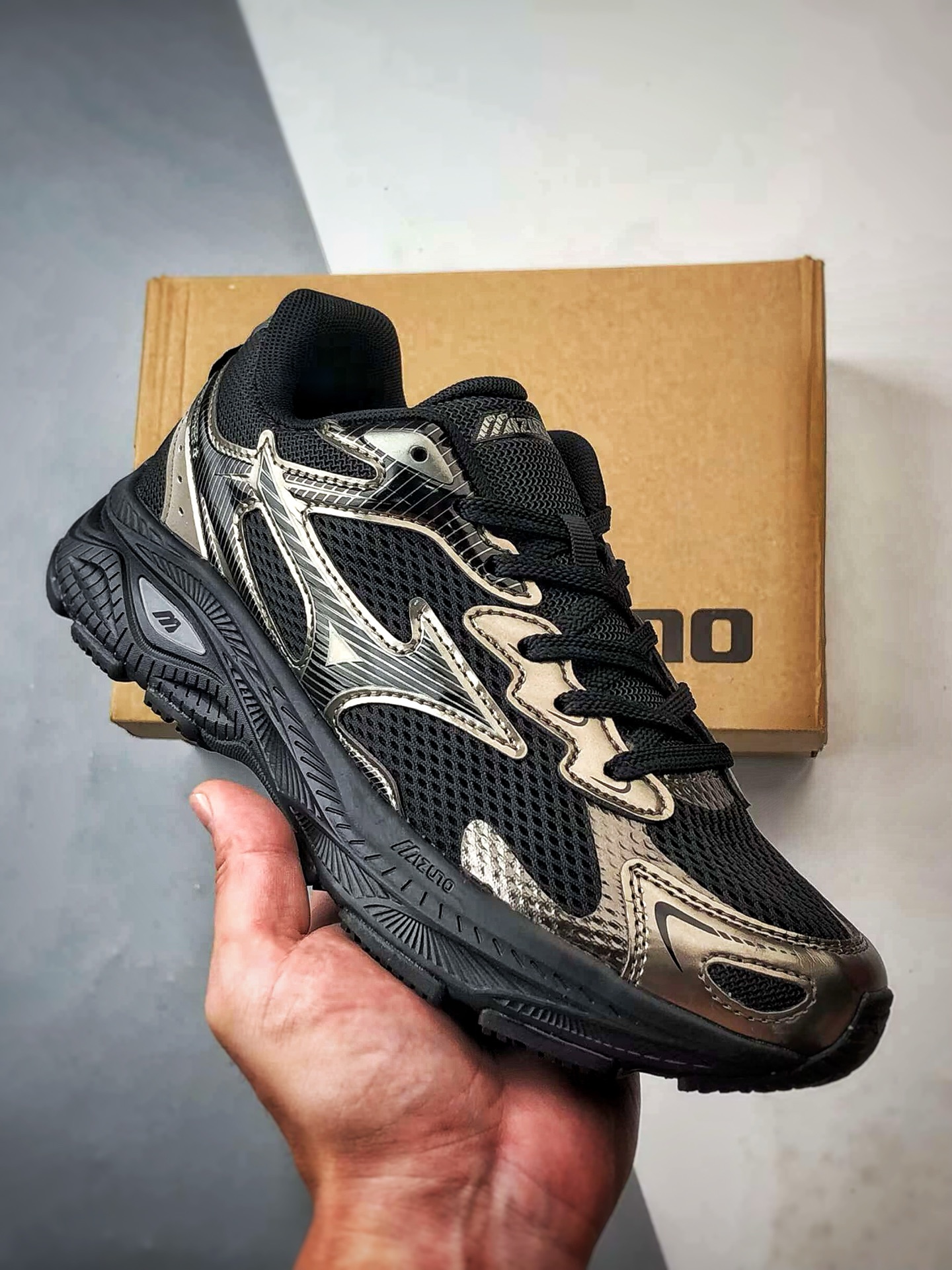 220 Mizuno Racer S 黑金 美津浓复古低帮透气休闲跑步鞋-Chinese UA Cheap High Quatity Brand Clothes Bags handbags Sneakers wholesale wholesaler seller from China Factory suppliers Fashion Clothing Shoes best Quality Beautiful Price 220 Mizuno Racer S 黑金 美津浓复古低帮透气休闲跑步鞋