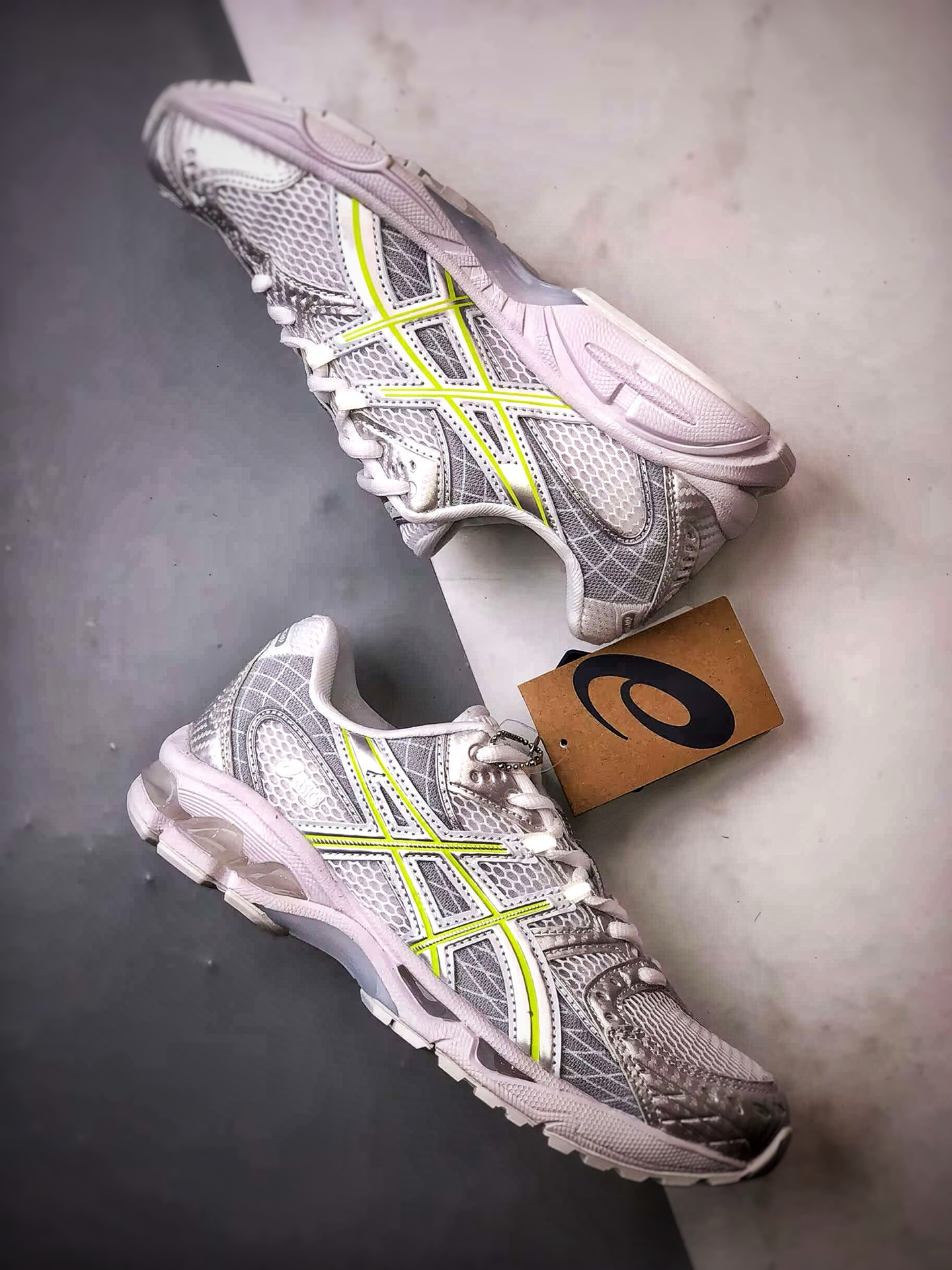 230 KITH x Asics Gel-Nimbus 10.1 白银黄 亚瑟士复古先锋潮流拼接休闲跑步鞋 1203A844-100-Chinese UA Cheap High Quatity Brand Clothes Bags handbags Sneakers wholesale wholesaler seller from China Factory suppliers Fashion Clothing Shoes best Quality Beautiful Price 230 KITH x Asics Gel-Nimbus 10.1 白银黄 亚瑟士复古先锋潮流拼接休闲跑步鞋 1203A844-100