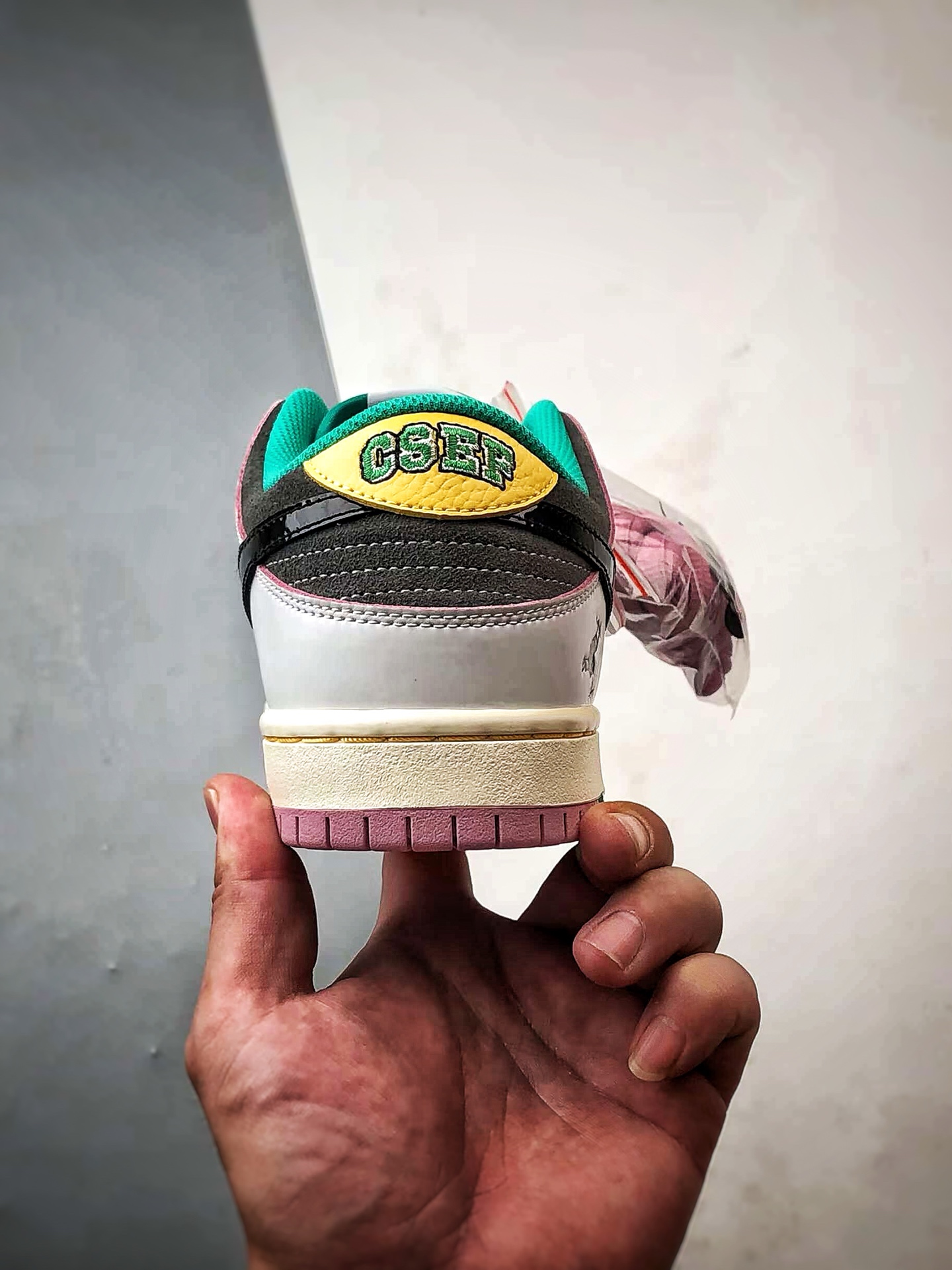 230 性价比触顶 同价区间无对手 CSEF x NK Dunk SB Low 白绿黑 低帮复古休闲运动滑板鞋 HJ4132-100