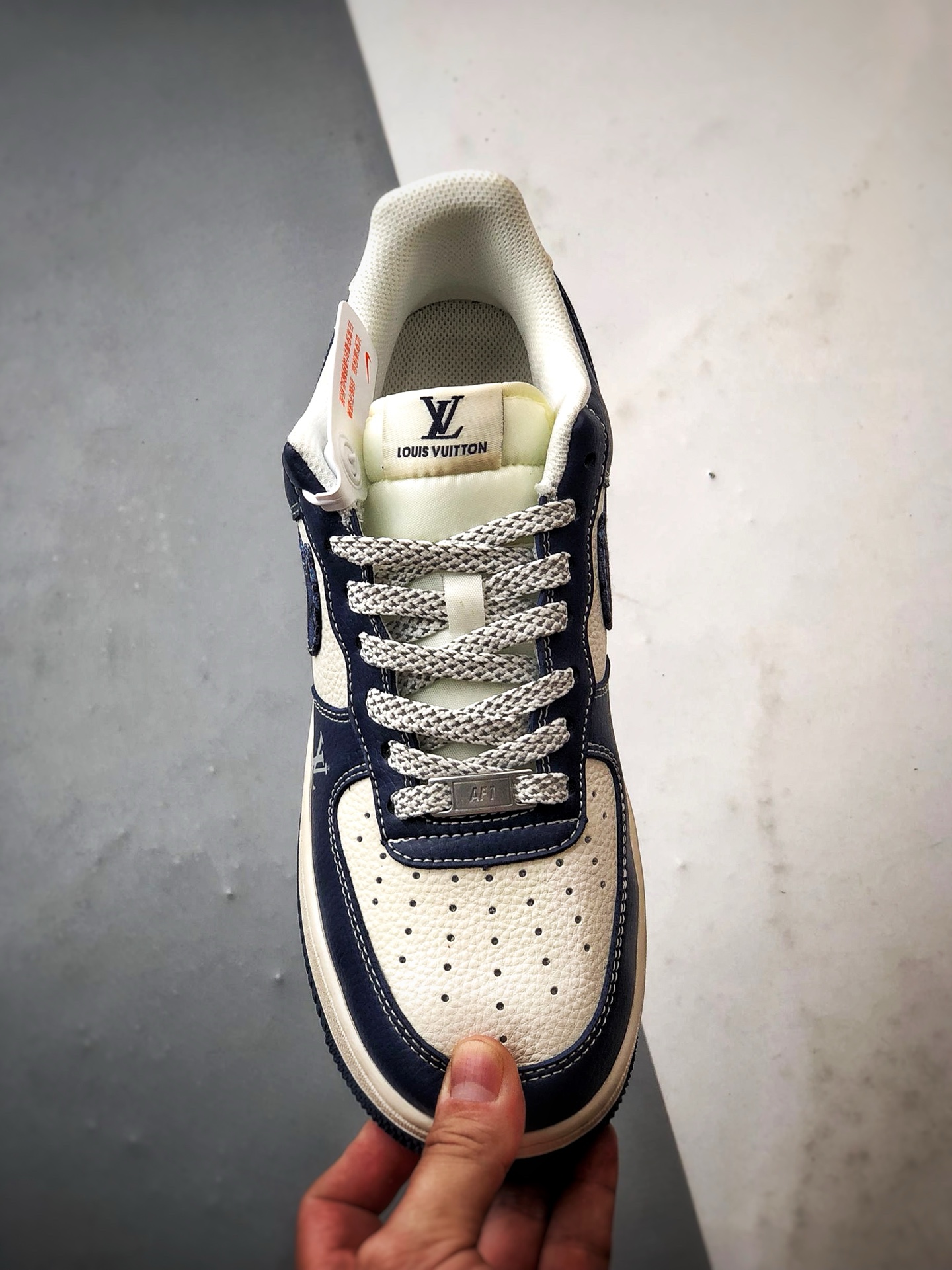 280 LV x Air Force 1 Low 米白藏蓝 JP8048-009-Chinese UA Cheap High Quatity Brand Clothes Bags handbags Sneakers wholesale wholesaler seller from China Factory suppliers Fashion Clothing Shoes best Quality Beautiful Price 280 LV x Air Force 1 Low 米白藏蓝 JP8048-009