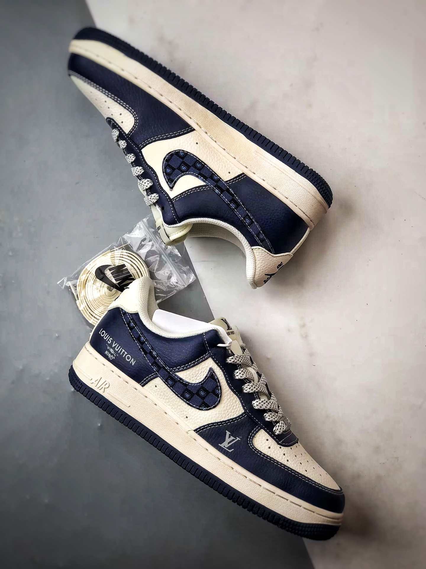 280 LV x Air Force 1 Low 米白藏蓝 JP8048-009-Chinese UA Cheap High Quatity Brand Clothes Bags handbags Sneakers wholesale wholesaler seller from China Factory suppliers Fashion Clothing Shoes best Quality Beautiful Price 280 LV x Air Force 1 Low 米白藏蓝 JP8048-009