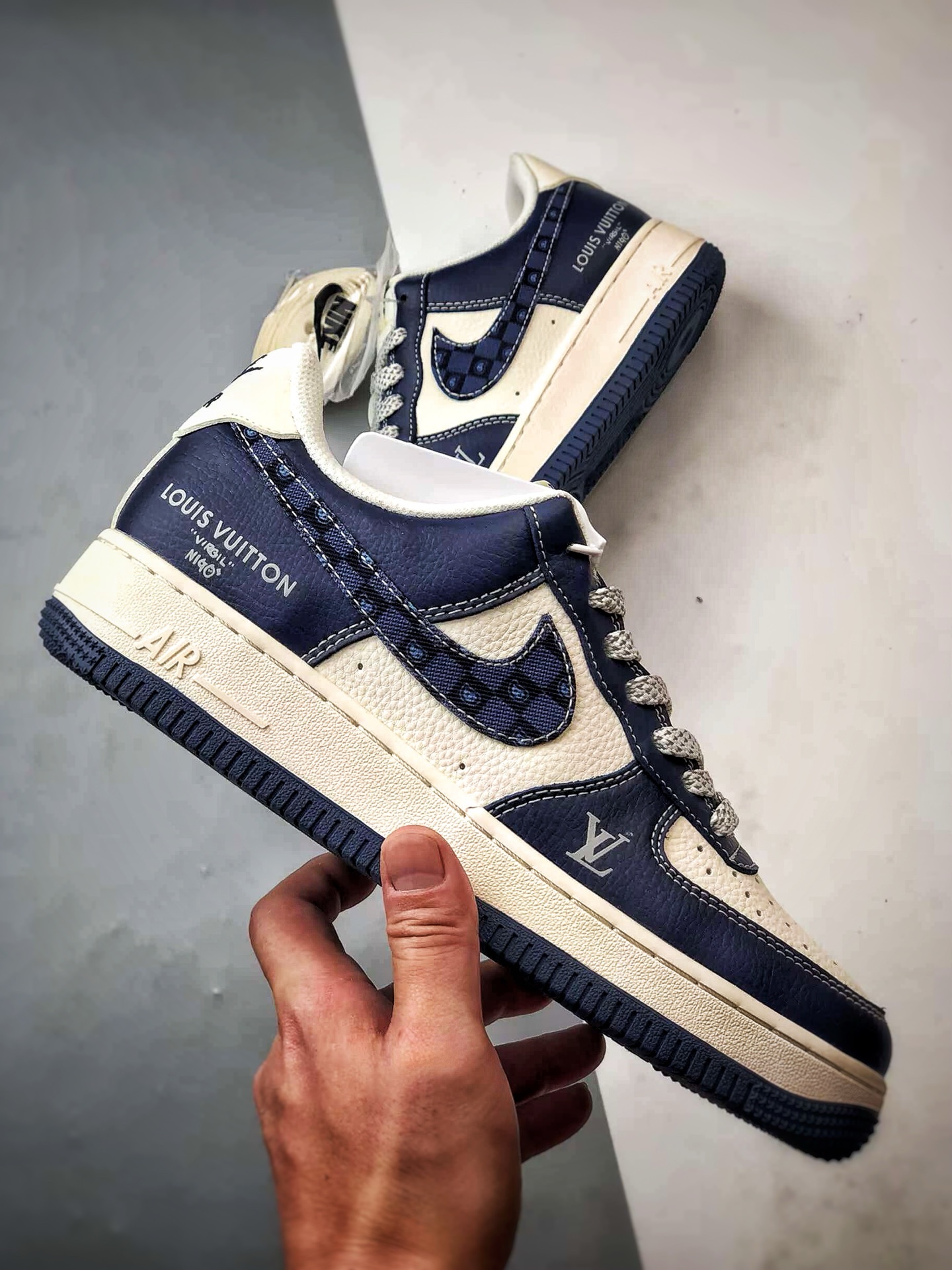 280 LV x Air Force 1 Low 米白藏蓝 JP8048-009-Chinese UA Cheap High Quatity Brand Clothes Bags handbags Sneakers wholesale wholesaler seller from China Factory suppliers Fashion Clothing Shoes best Quality Beautiful Price 280 LV x Air Force 1 Low 米白藏蓝 JP8048-009