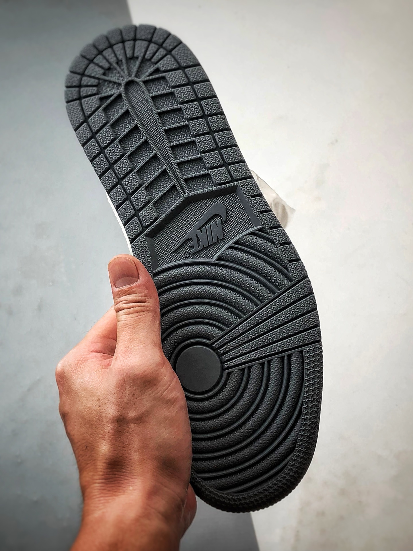 290 Air Jordan 1 Low ”高端定制” 拉布布涂鸦米白灰倒钩 DZ1888-094